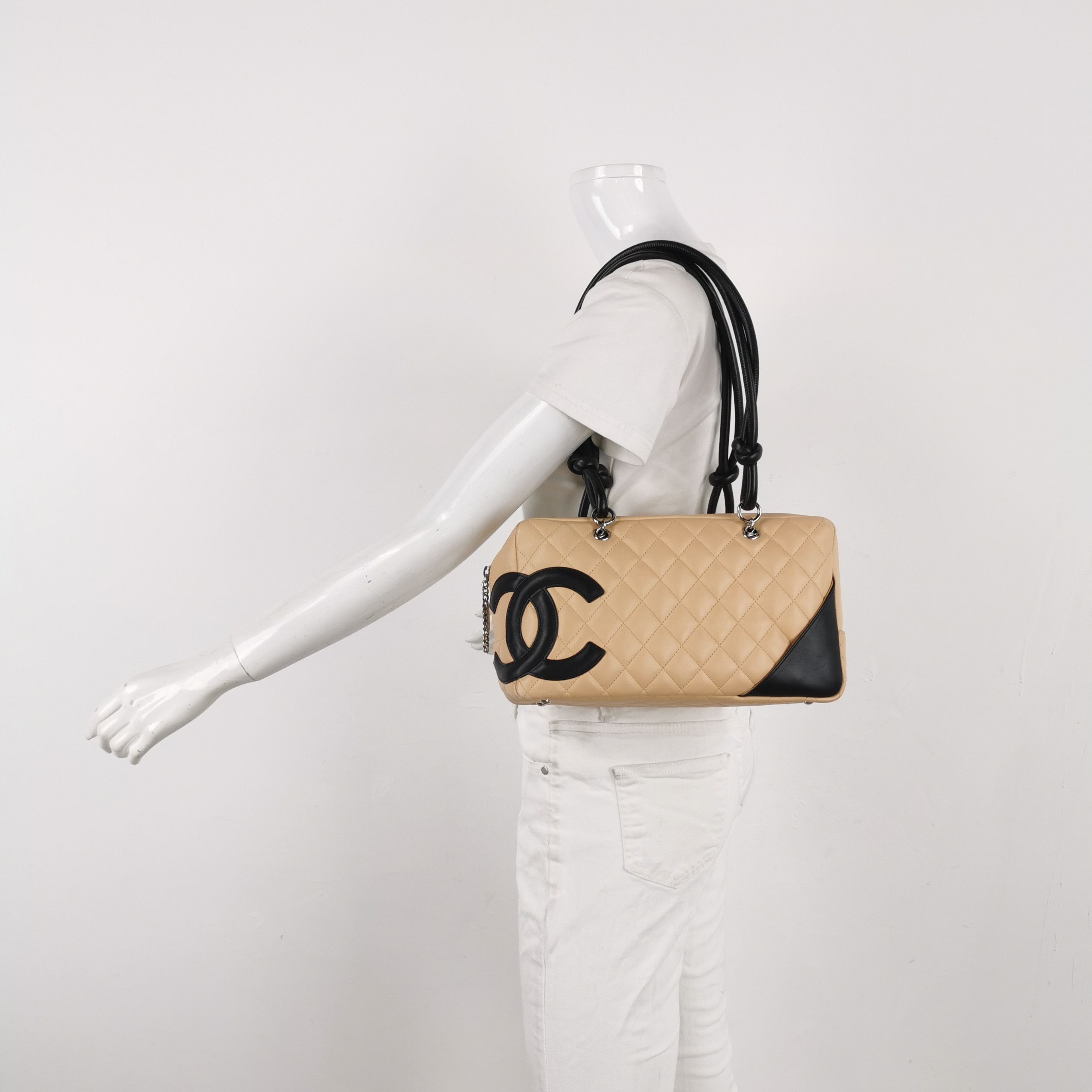 Chanel Chanel Women os Shoulder Bags Size ONE SIZE - 2 Thumbnail
