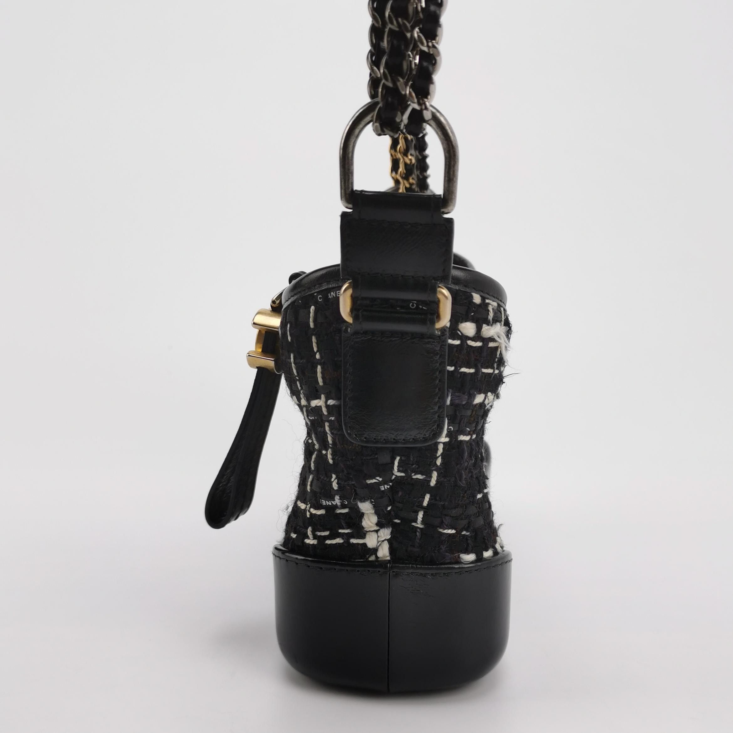 Chanel Chanel Women os Shoulder Bags Size ONE SIZE - 3 Thumbnail