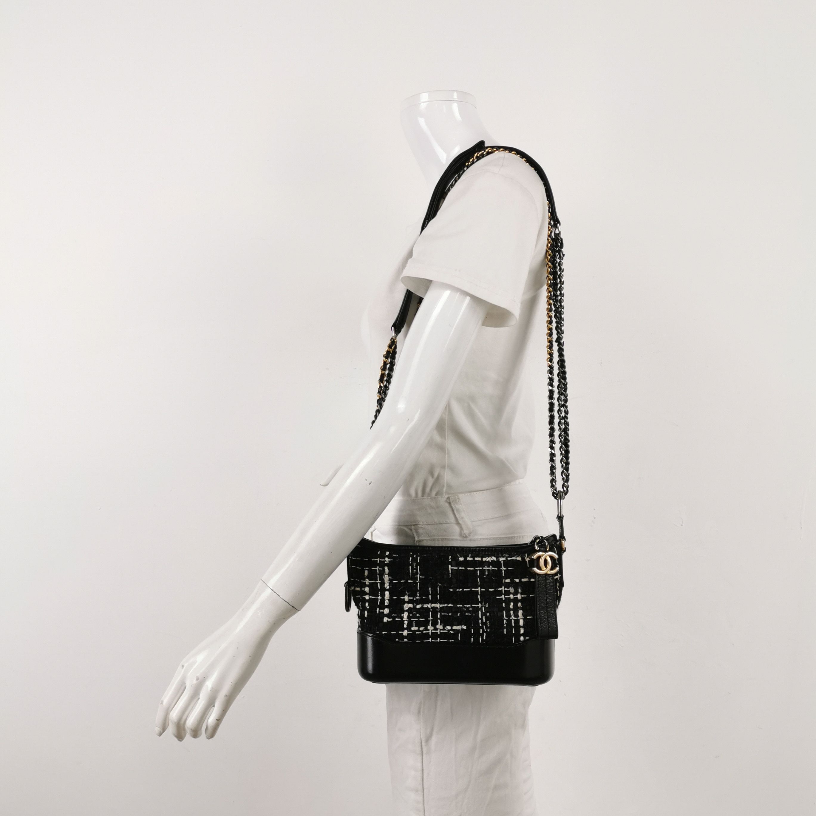 Chanel Chanel Women os Shoulder Bags Size ONE SIZE - 2 Thumbnail