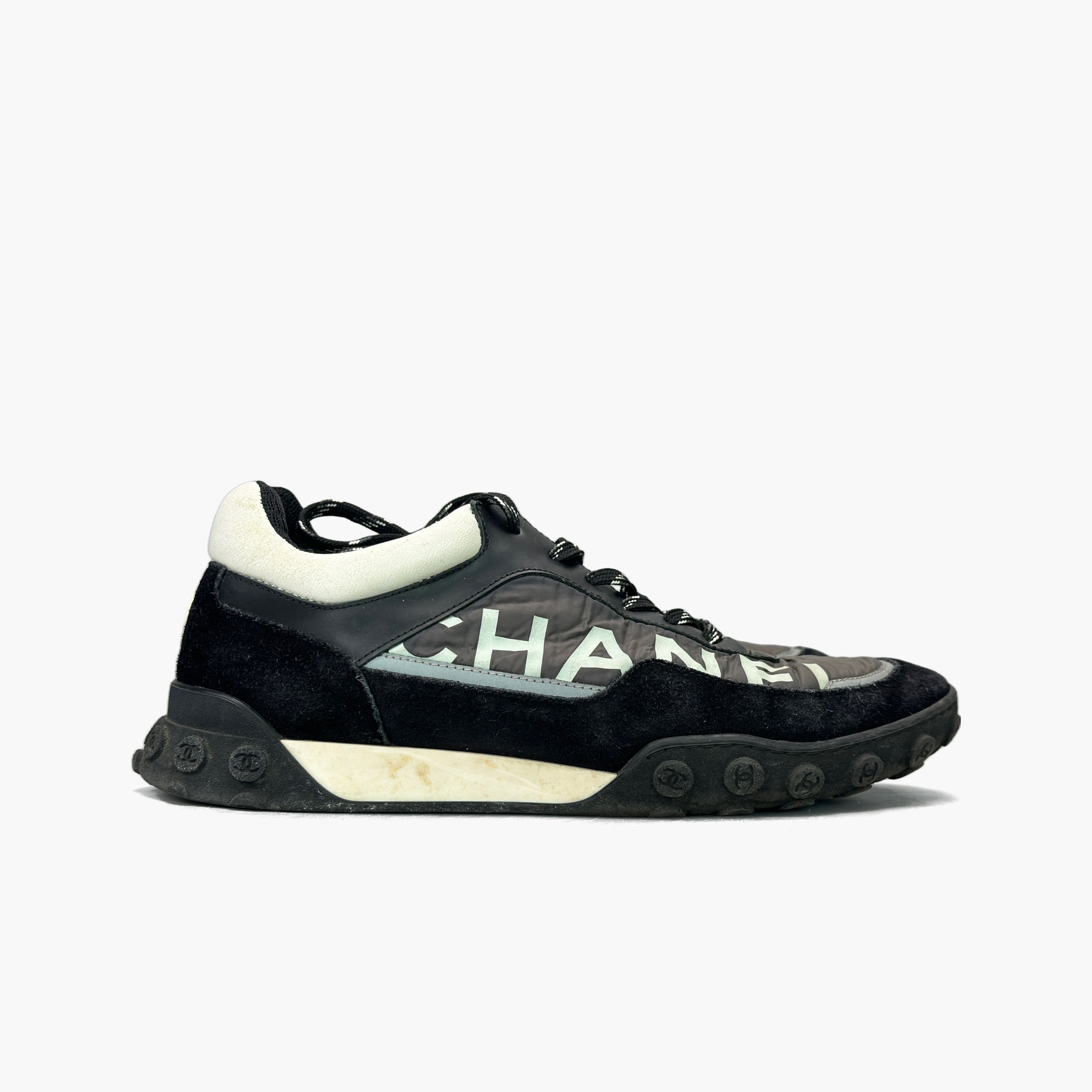Chanel CHANEL Logo Low-Top Sneakers Size 42 Size US 12 / IT 42 - 4 Thumbnail