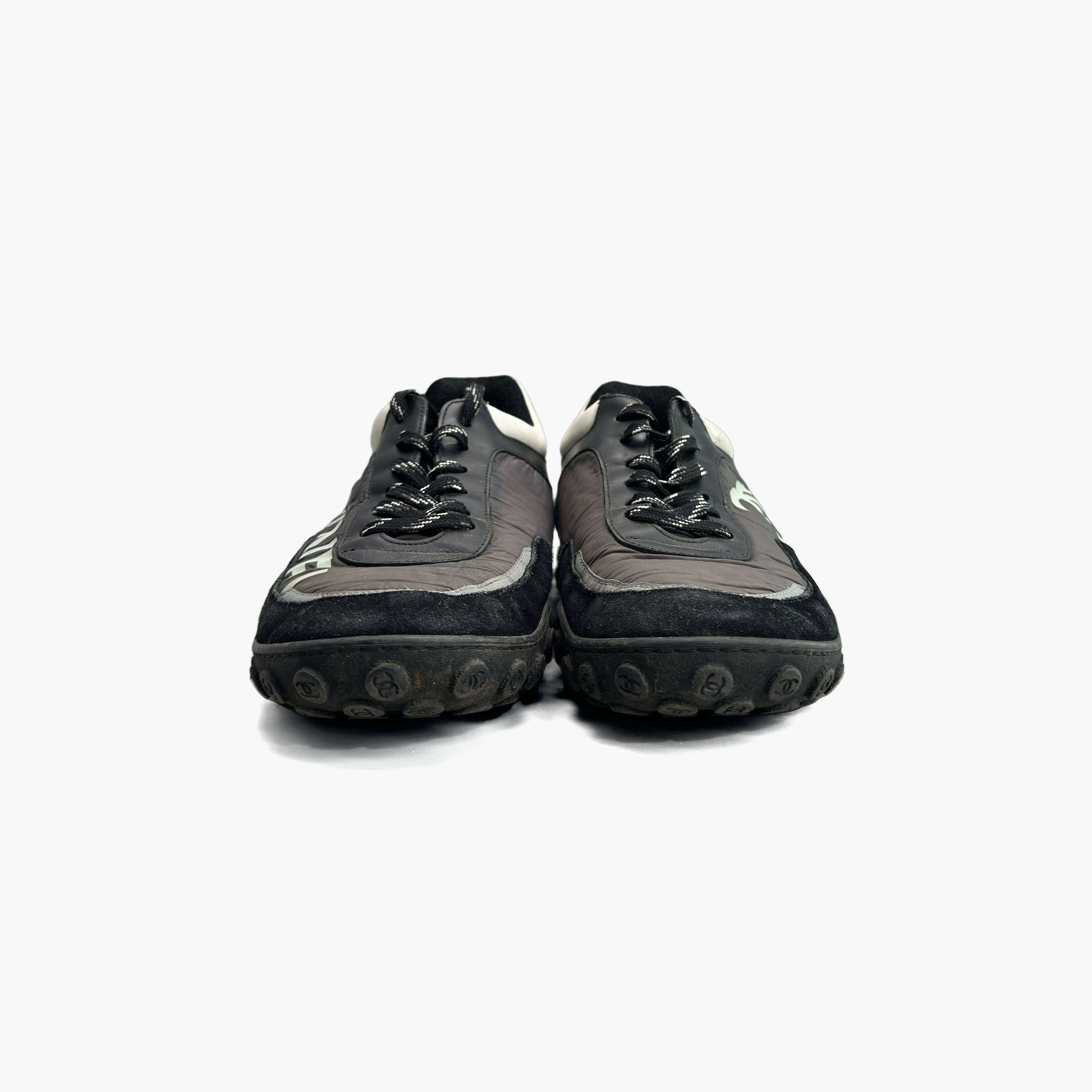Chanel CHANEL Logo Low-Top Sneakers Size 42 Size US 12 / IT 42 - 5 Thumbnail