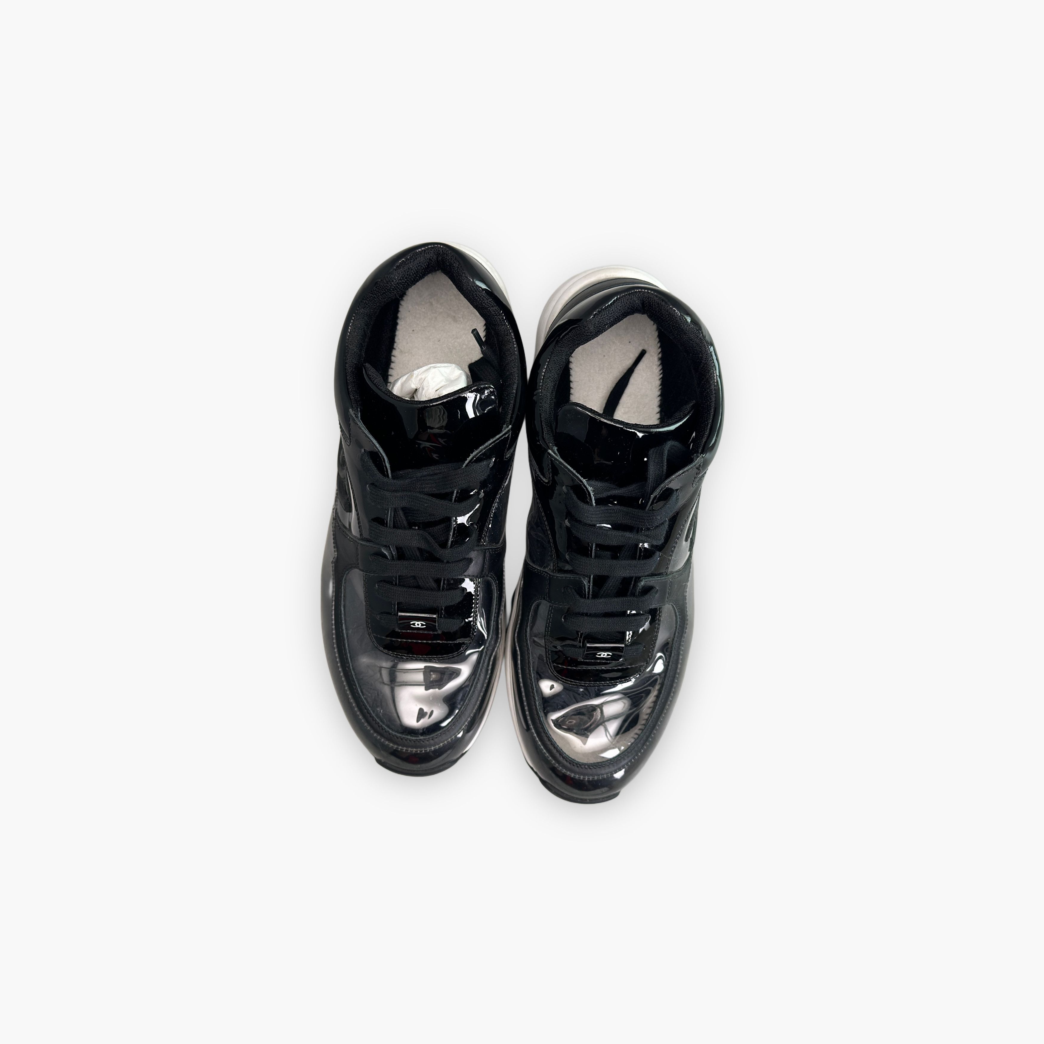 Chanel Chanel Black Low-Top Sneakers Size 42 Size US 12 / IT 42 - 9 Thumbnail