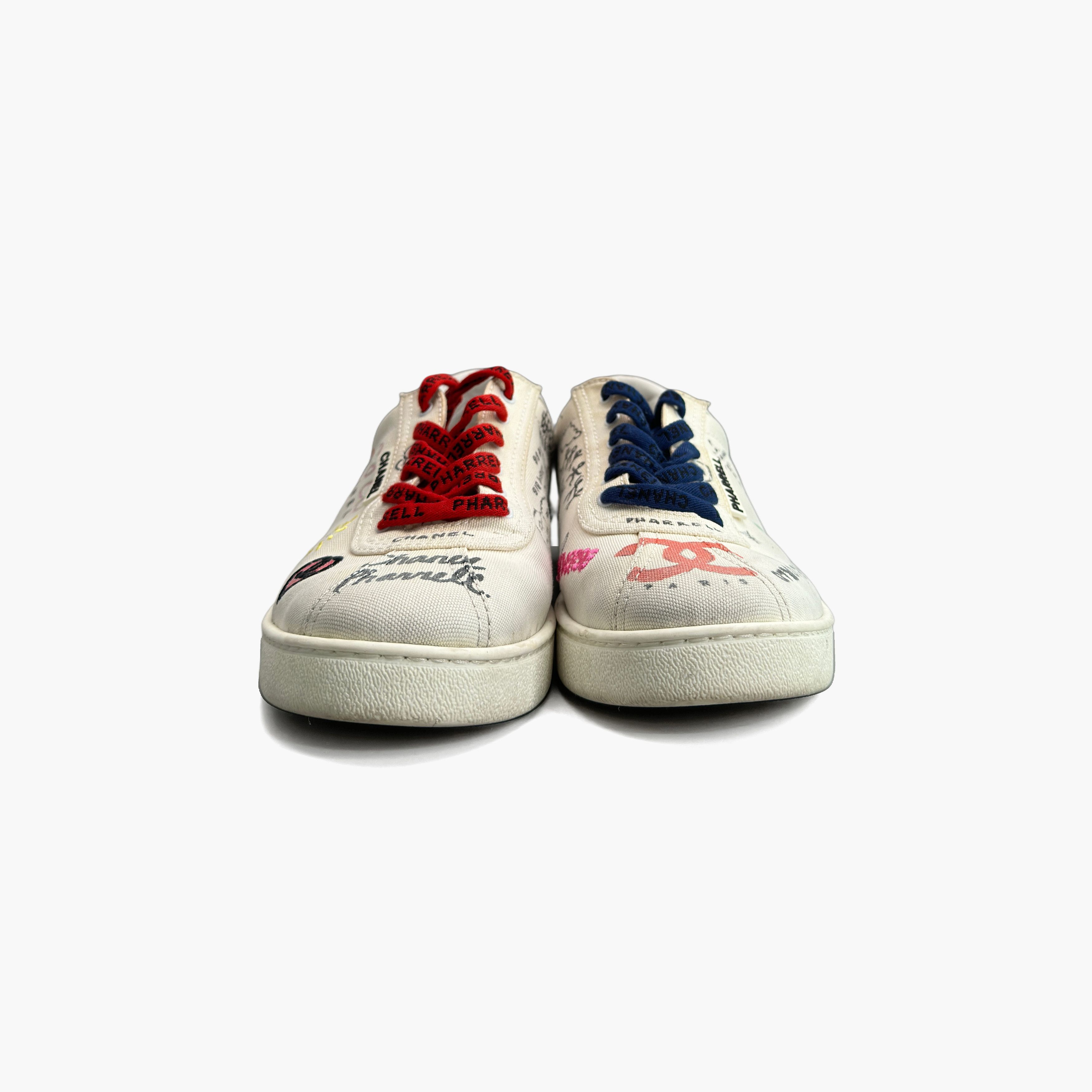 Chanel Chanel x Pharrell Graffiti Low-Top Sneakers Size 9 Size US 9 / EU 42 - 5 Thumbnail