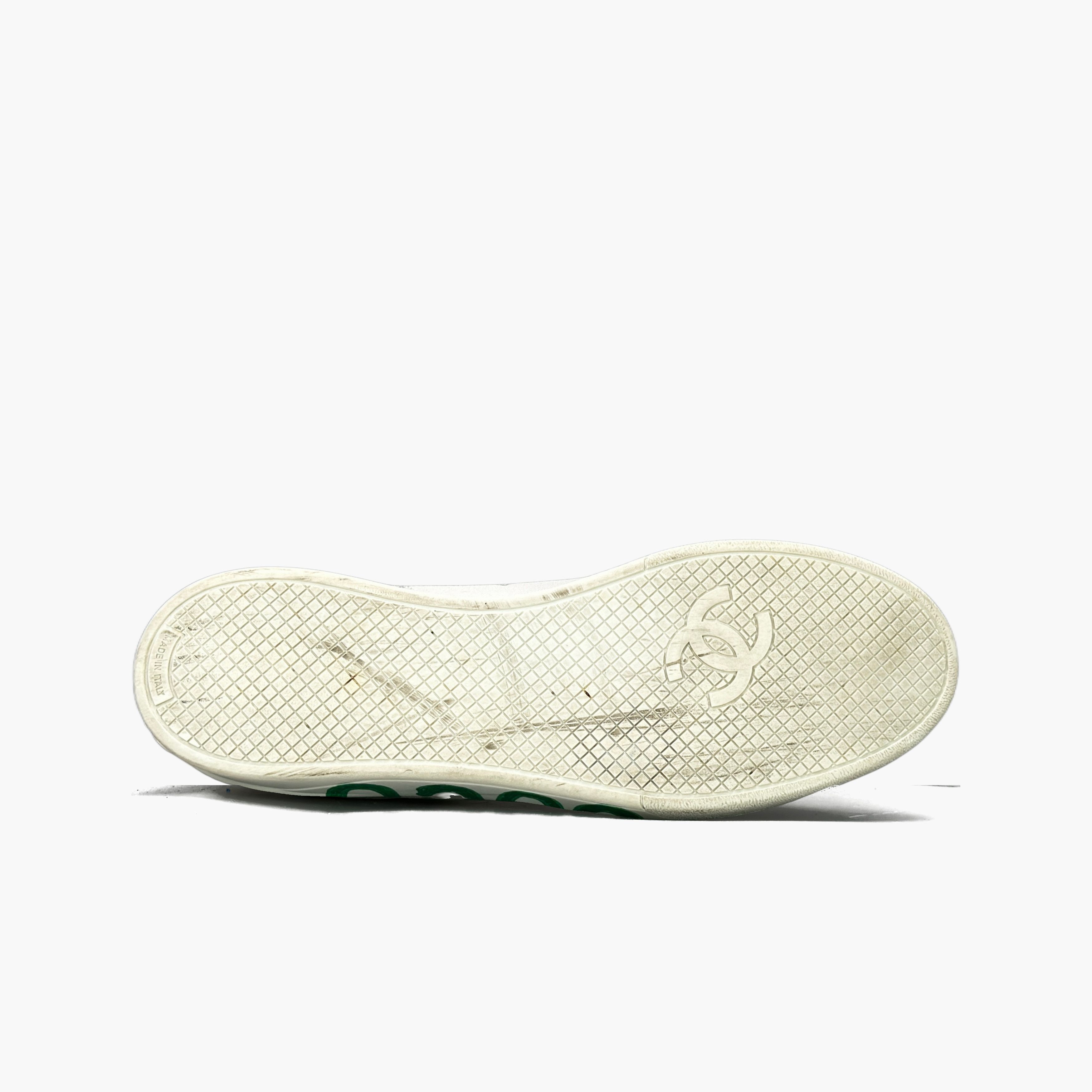 Chanel Chanel x Pharrell Graffiti Low-Top Sneakers Size 9 Size US 9 / EU 42 - 7 Thumbnail