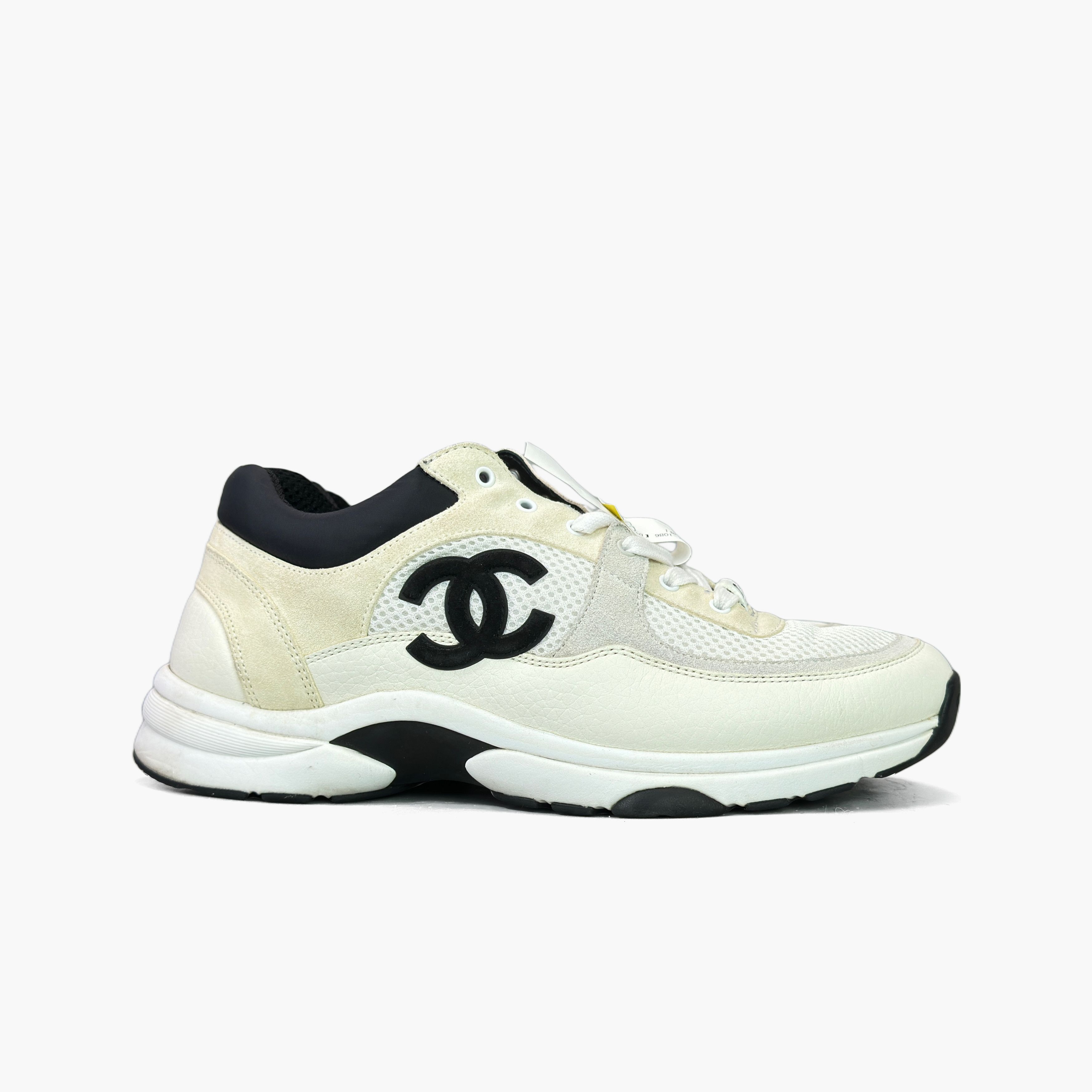 Chanel Chanel CC Logo Low-Top Sneakers Size 41 Size US 11 / IT 41 - 4 Thumbnail