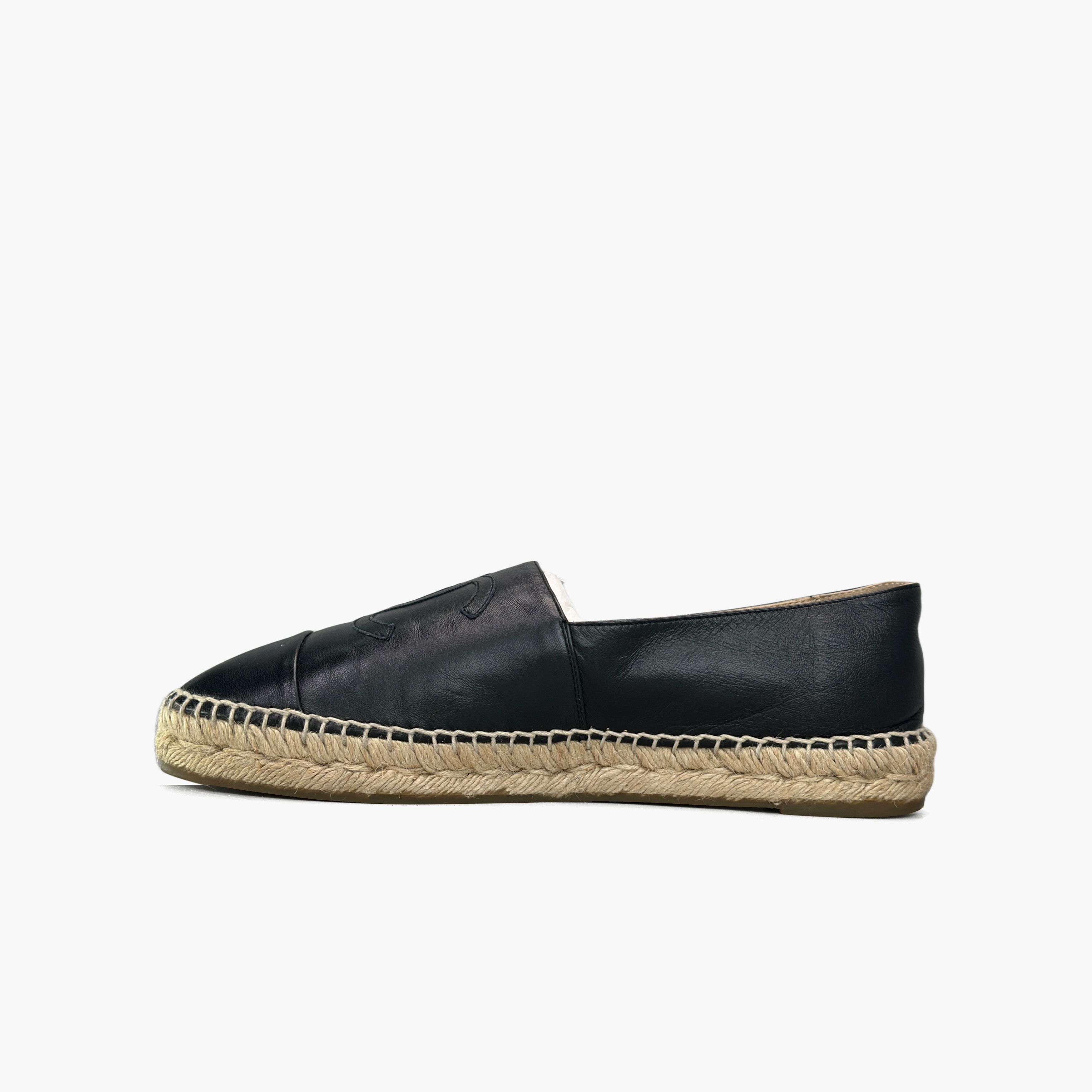 Chanel CHANEL Black Leather CC Logo Espadrilles Size 40 Size US 9 / IT 39 - 3 Thumbnail