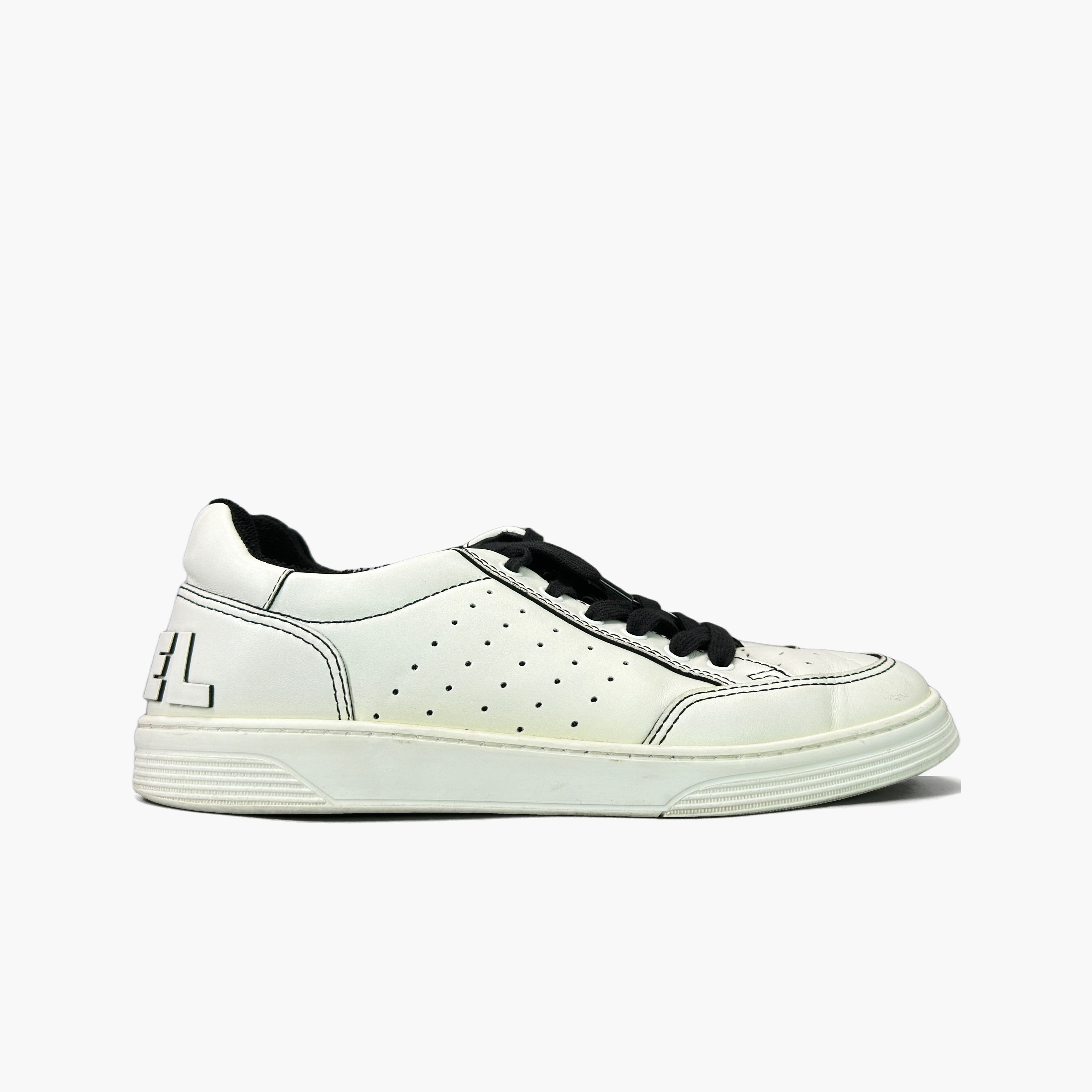 Chanel Chanel Logo White Leather Low-Top Sneakers Size 41 Size US 11 / IT 41 - 4 Thumbnail