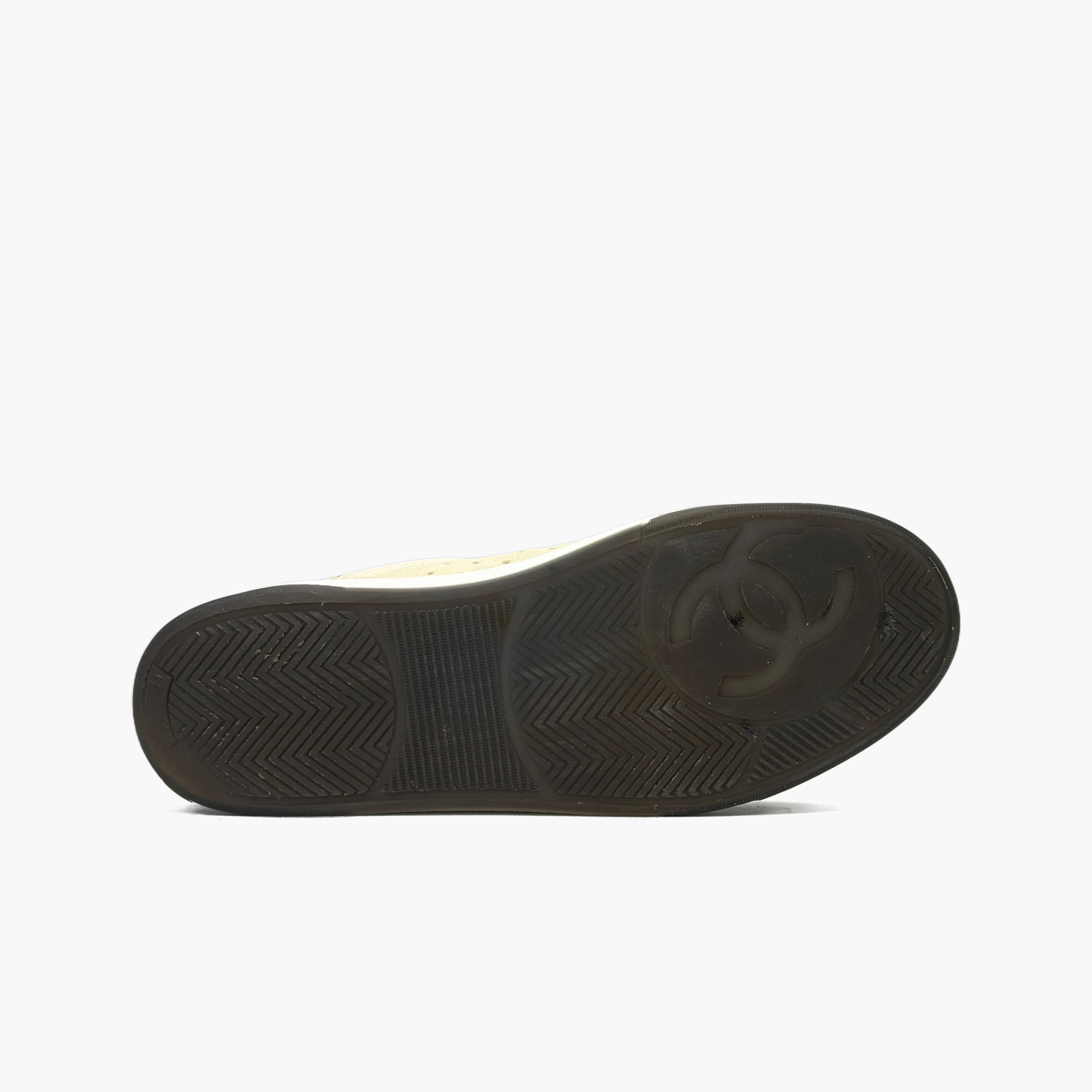 Chanel Chanel Suede Low-Top Sneakers Size 41 Size US 11 / IT 41 - 7 Thumbnail