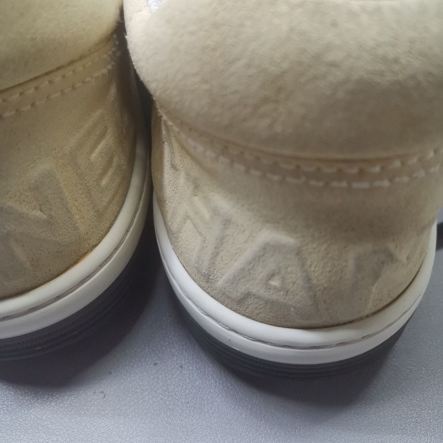 Chanel Chanel Suede Low-Top Sneakers Size 41 Size US 11 / IT 41 - 14 Thumbnail