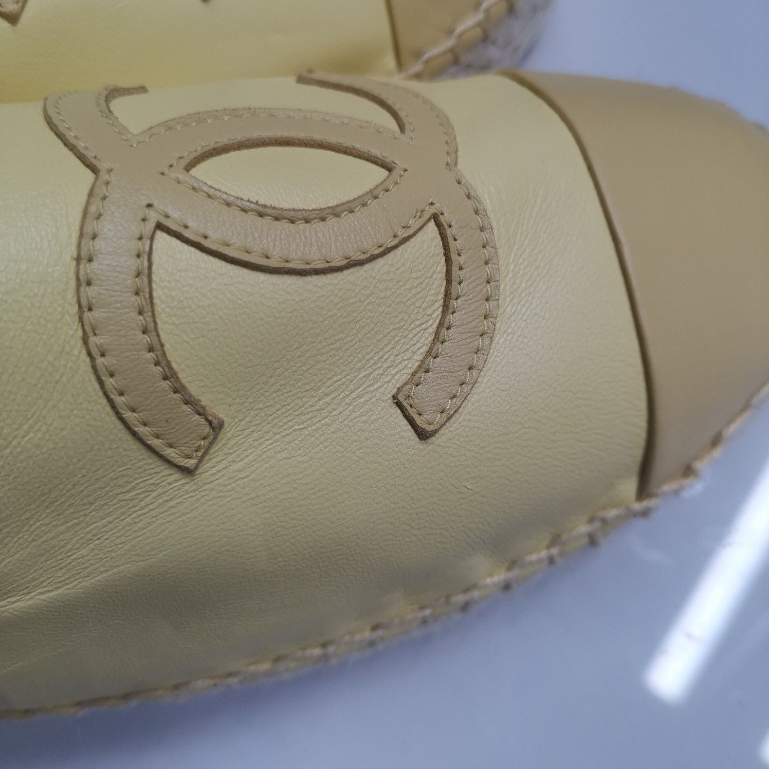 Chanel CHANEL Yellow Leather CC Logo Espadrilles Size 40 Size US 9 / IT 39 - 10 Thumbnail