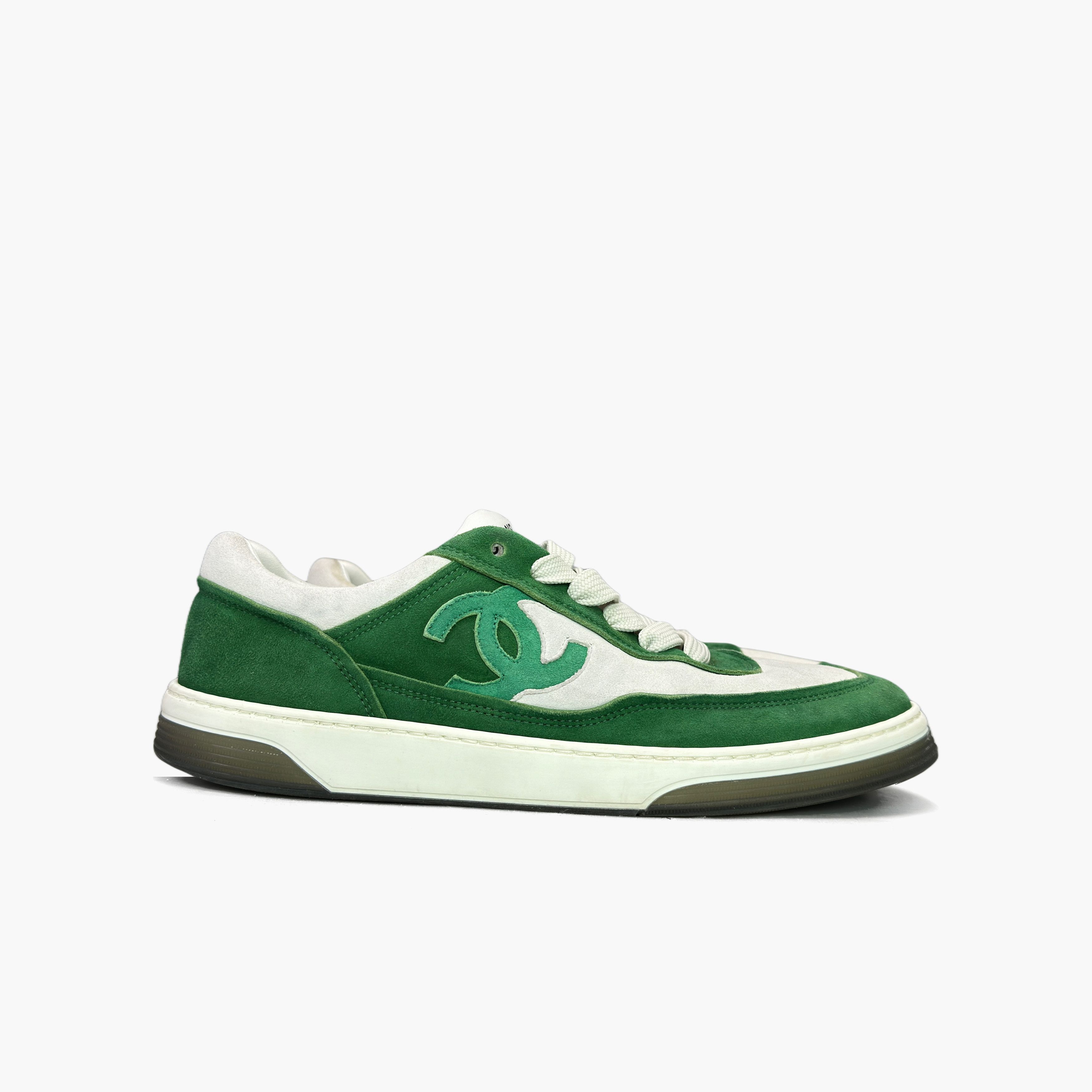 Chanel CHANEL Green Leather Low-Top Sneakers Size 40 Size US 7 / EU 40 - 4 Thumbnail