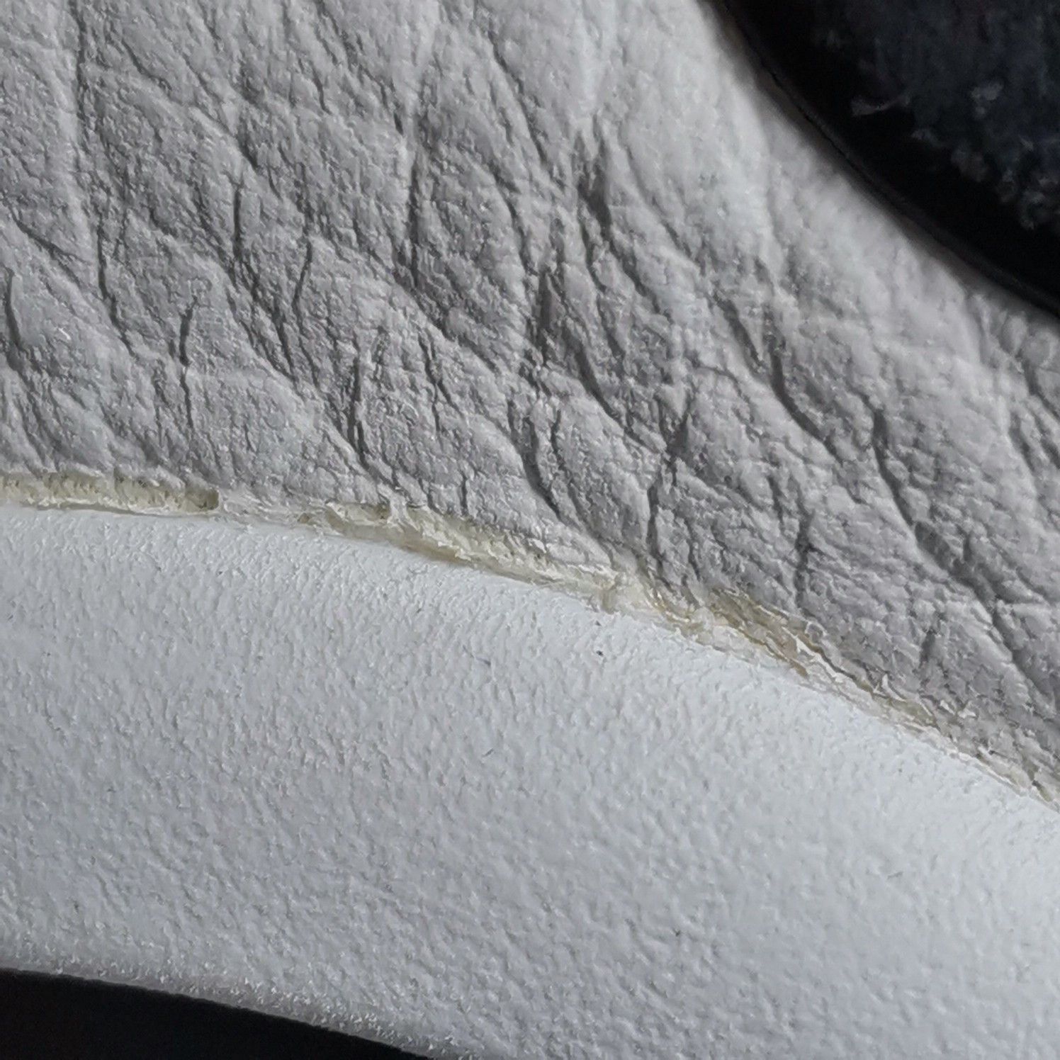Chanel Chanel CC Low-Top Sneakers Size 41 Size US 11 / IT 41 - 13 Thumbnail