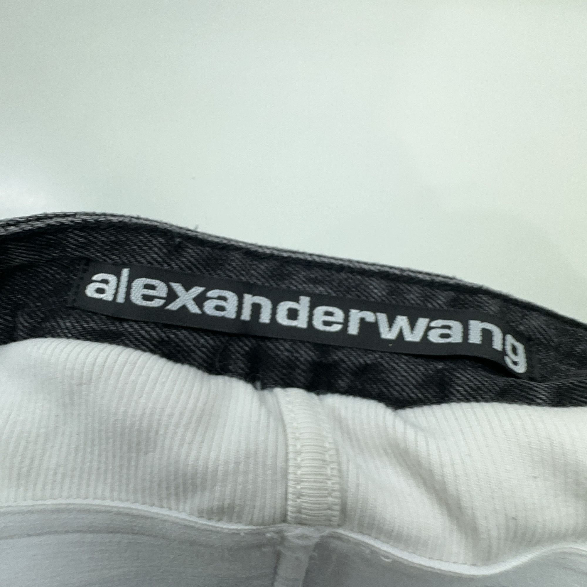 Alexander Wang Alexander Wang Double Waistband Jeans Size 25 Size 25" / US 0 / IT 36 - 6 Thumbnail
