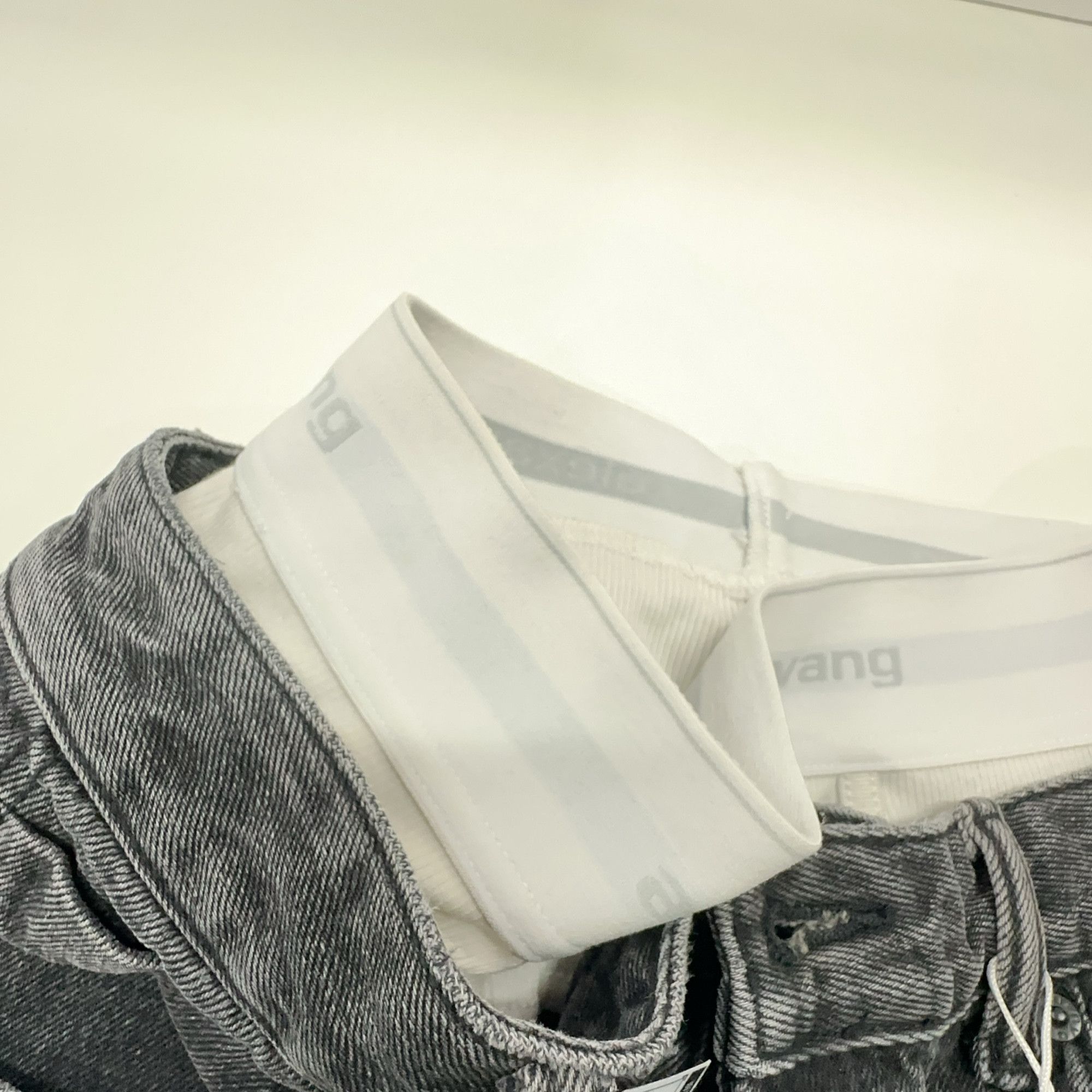 Alexander Wang Alexander Wang Double Waistband Jeans Size 25 Size 25" / US 0 / IT 36 - 7 Thumbnail