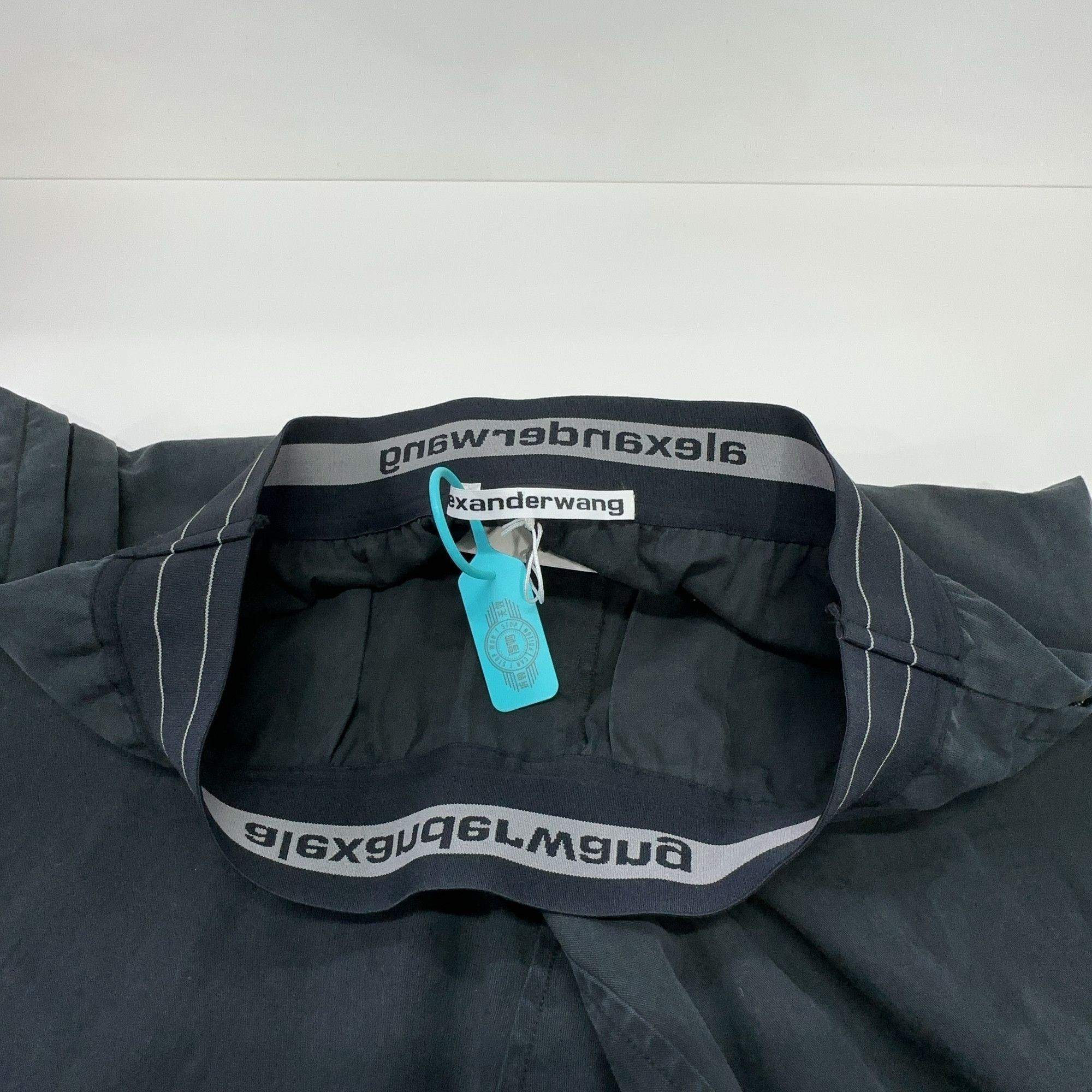 Alexander Wang Alexander Wang Logo Waistband Pleated Pants Size XS Size 26" / US 2 / IT 38 - 7 Thumbnail