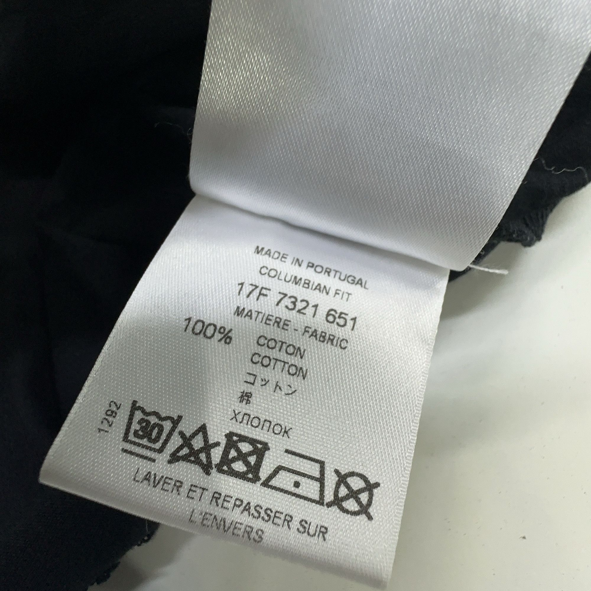 Givenchy Givenchy Shark Graphic T-Shirt Size S Size US S / EU 44-46 / 1 - 6 Thumbnail