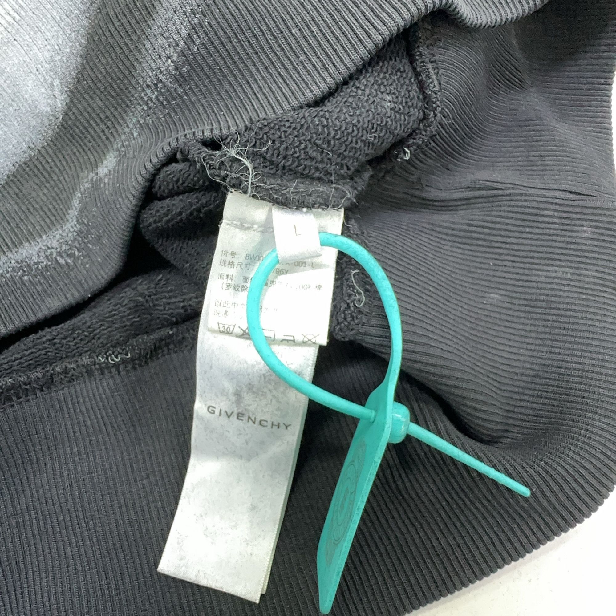 Givenchy Givenchy x Chito Graphic Hoodie Size L Size US L / EU 52-54 / 3 - 3 Thumbnail