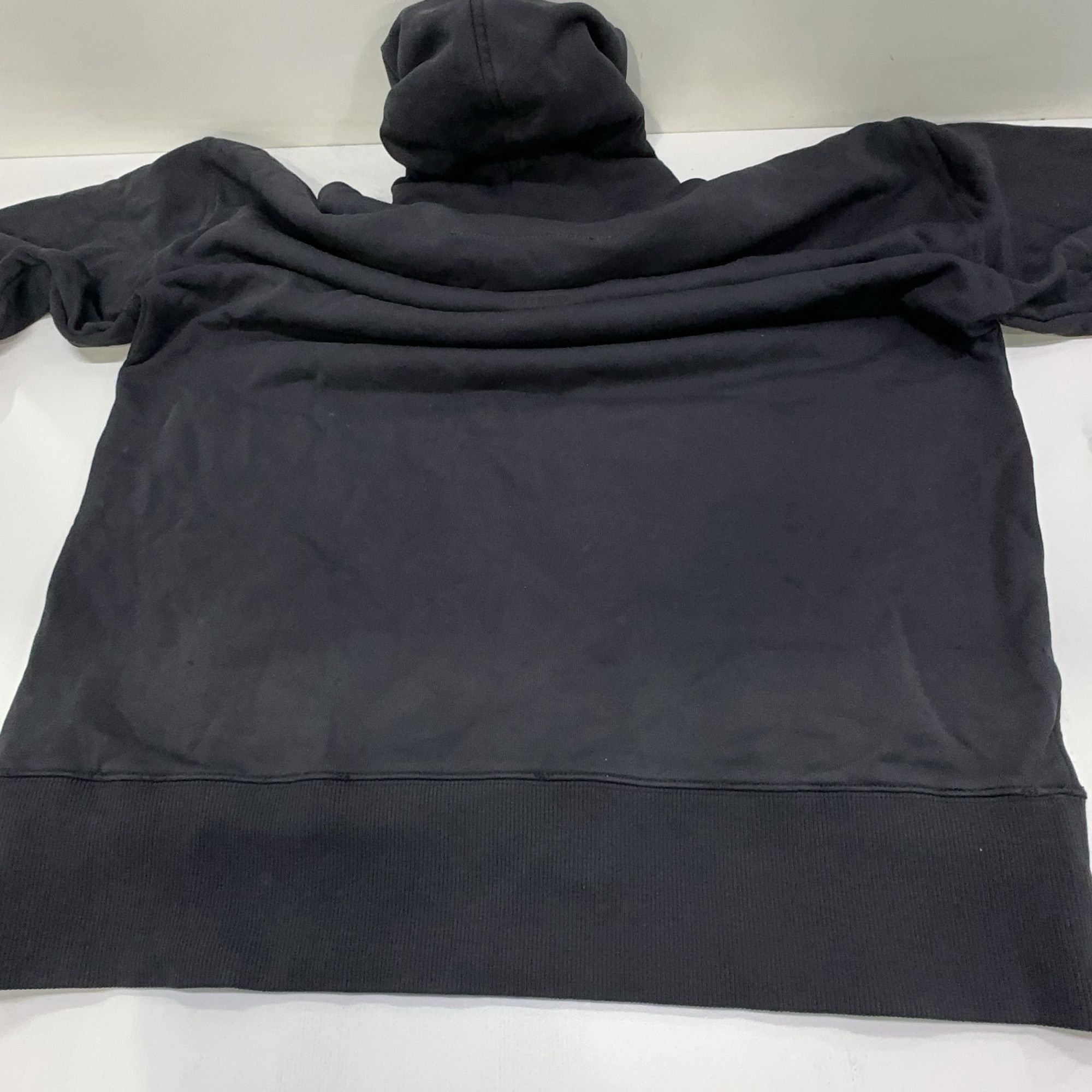 Givenchy Givenchy x Chito Graphic Hoodie Size L Size US L / EU 52-54 / 3 - 20 Thumbnail