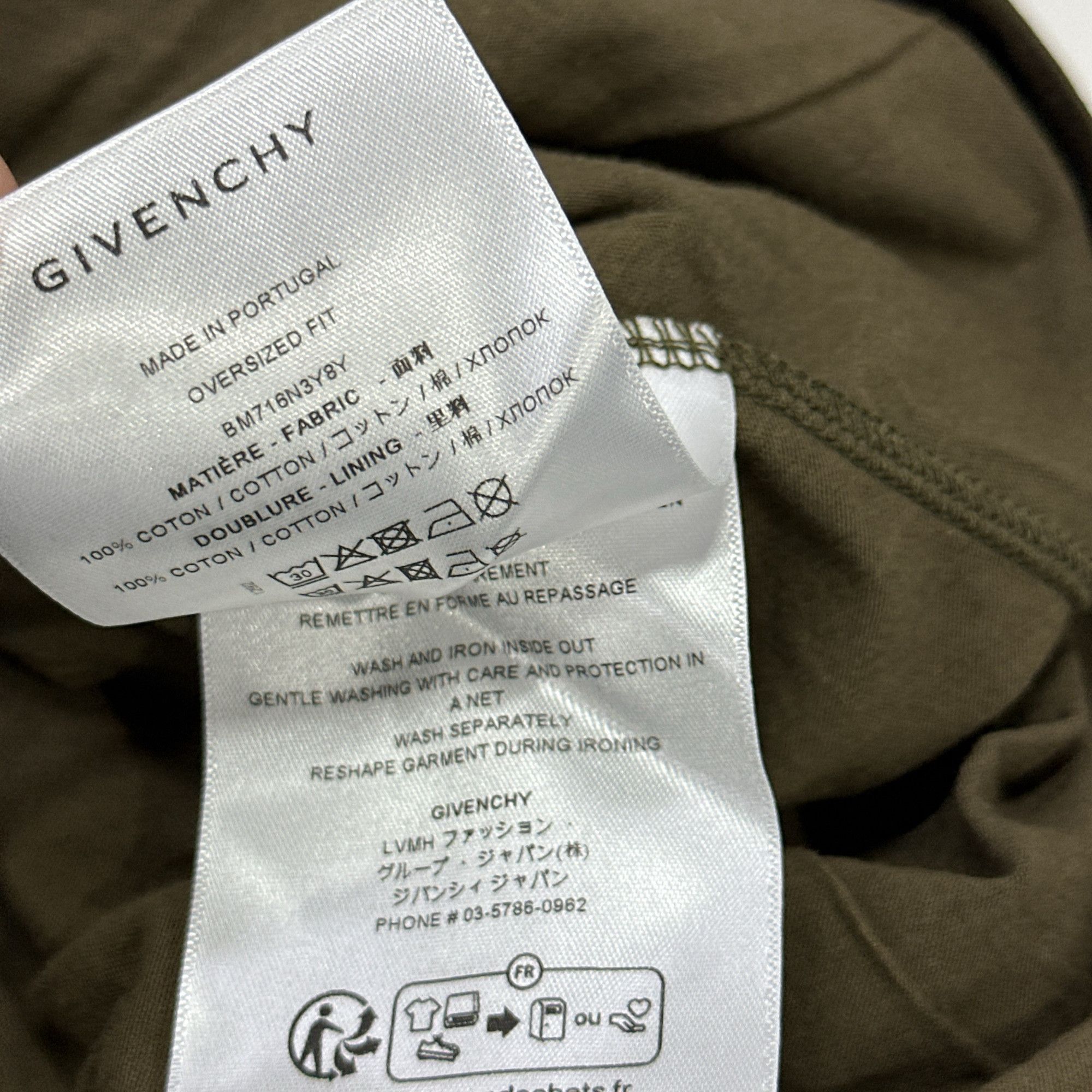 Givenchy Givenchy Distressed Logo T-Shirt Size S Size US S / EU 44-46 / 1 - 4 Thumbnail
