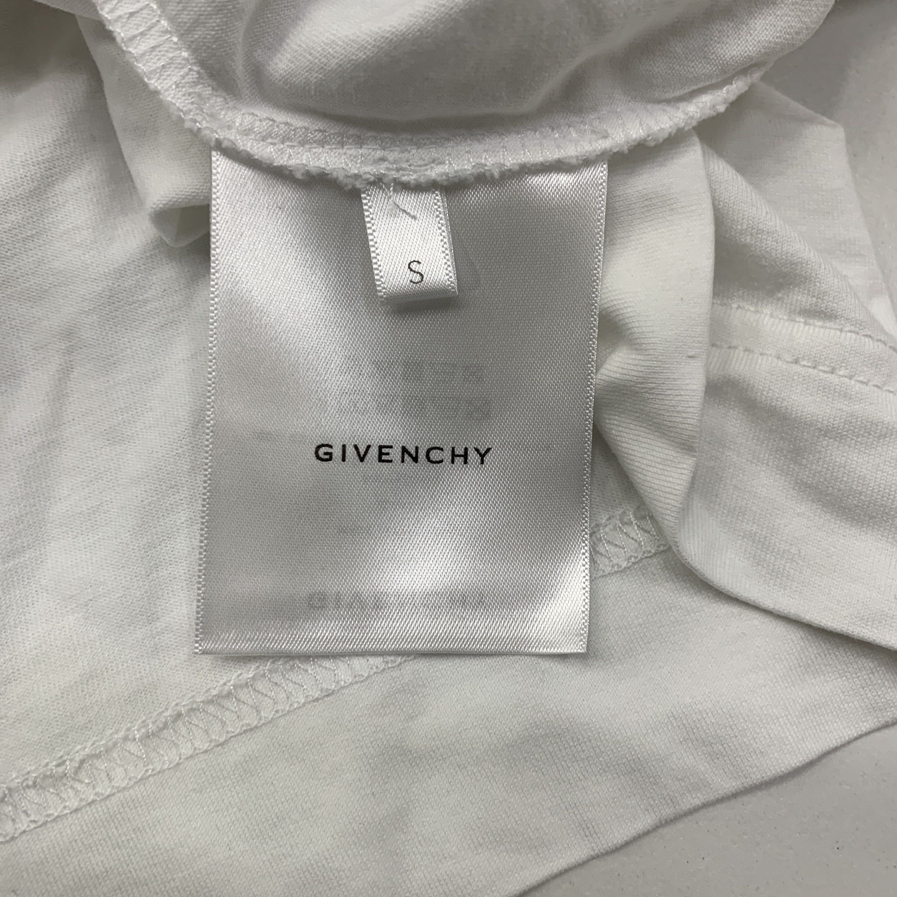 Givenchy Givenchy Red Graphic Logo T-Shirt Size S Size US S / EU 44-46 / 1 - 3 Thumbnail