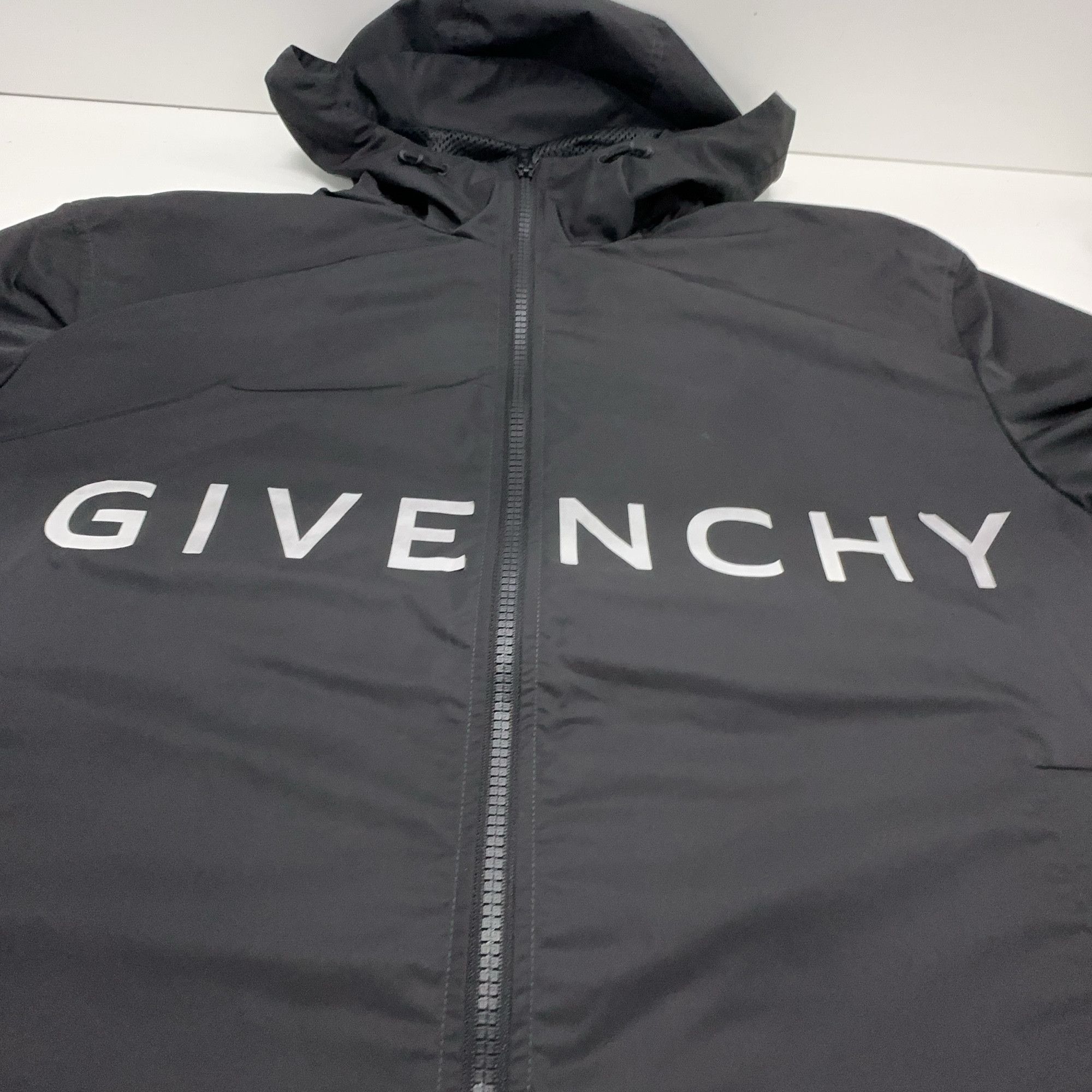 Givenchy Givenchy Logo Print Zip Up Jacket Size M Size US M / EU 48-50 / 2 - 10 Thumbnail