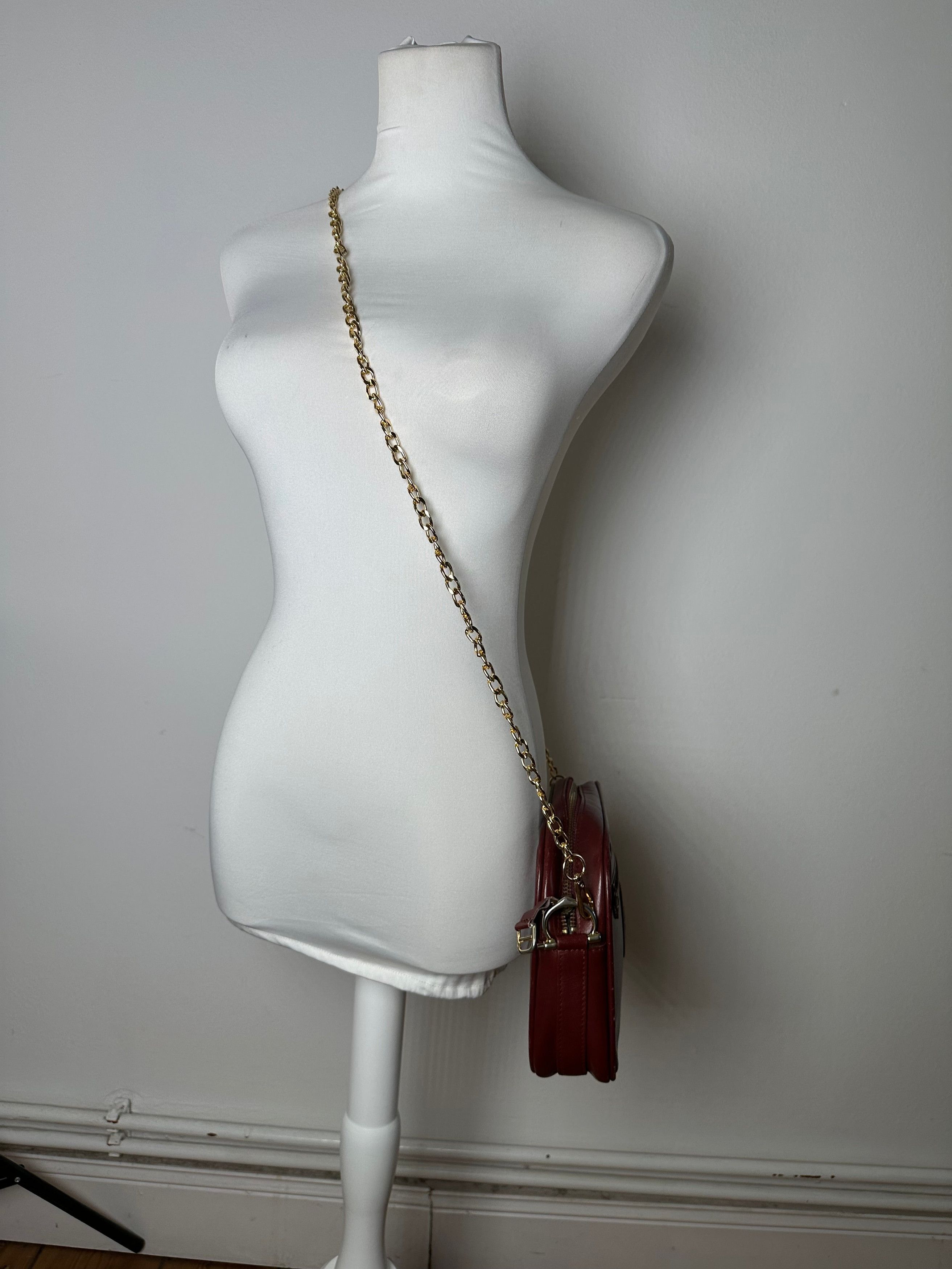 Cartier Vintage Leather Camera Crossbody Bag Bordeaux Size ONE SIZE - 8 Thumbnail