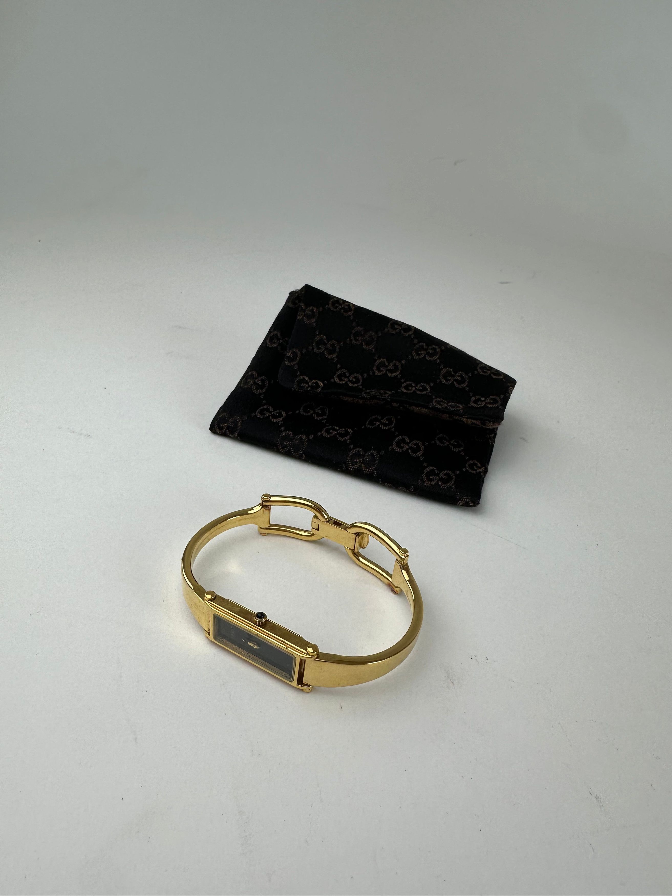Gucci Vintage Gold-Tone Bangle Ladies Watch Model 1500L Size ONE SIZE - 10 Thumbnail