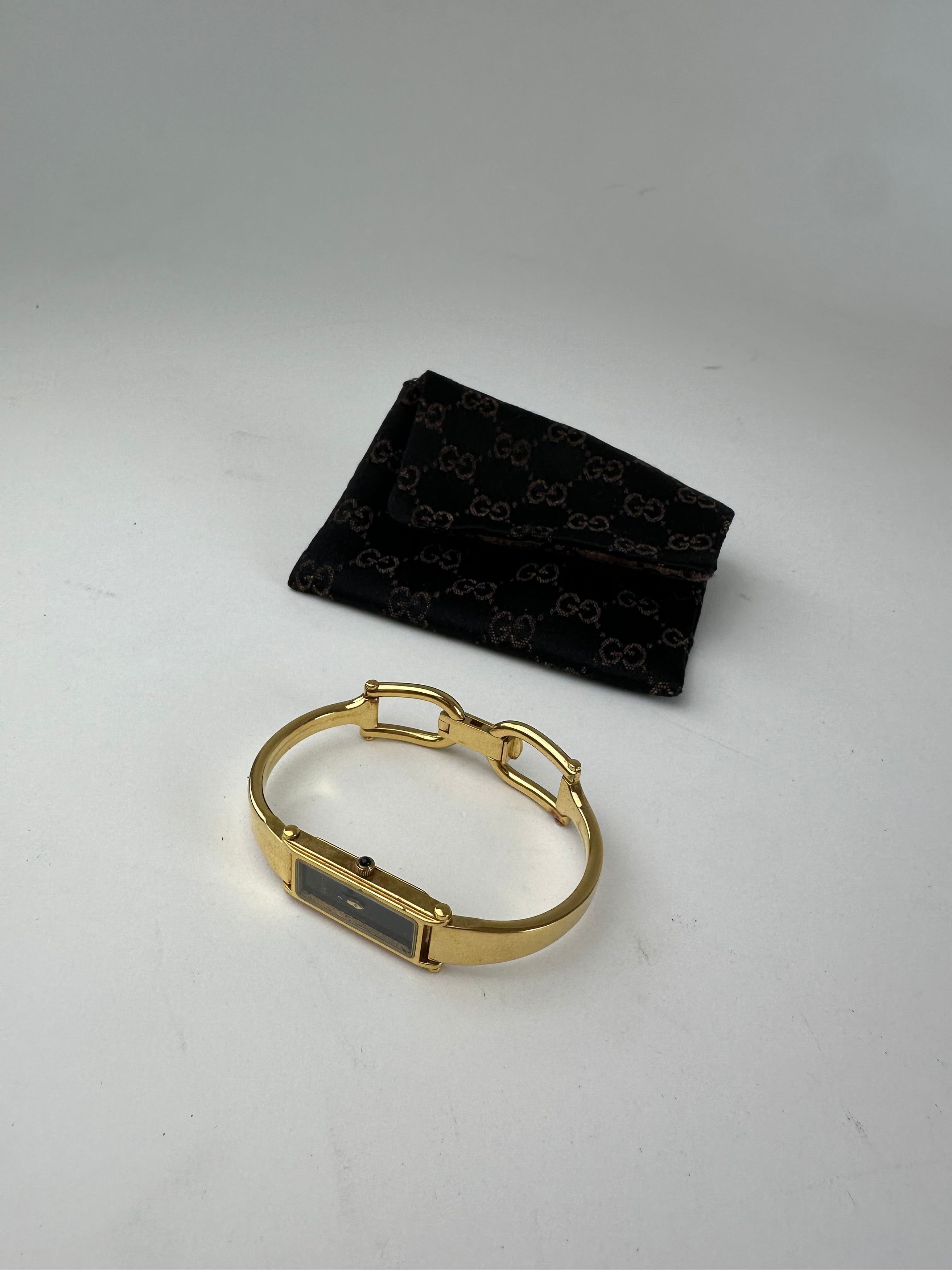 Gucci Vintage Gold-Tone Bangle Ladies Watch Model 1500L Size ONE SIZE - 7 Thumbnail