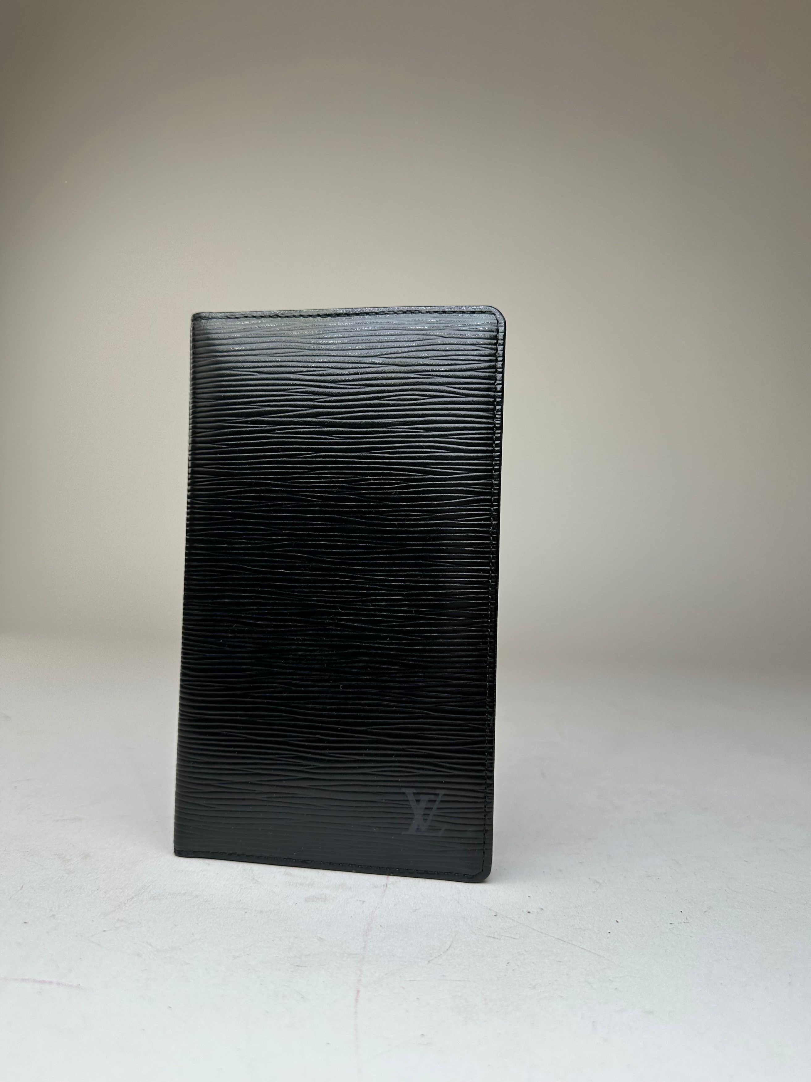 Louis Vuitton Vintage Long Wallet Epi Leather Black Size ONE SIZE - 2 Thumbnail
