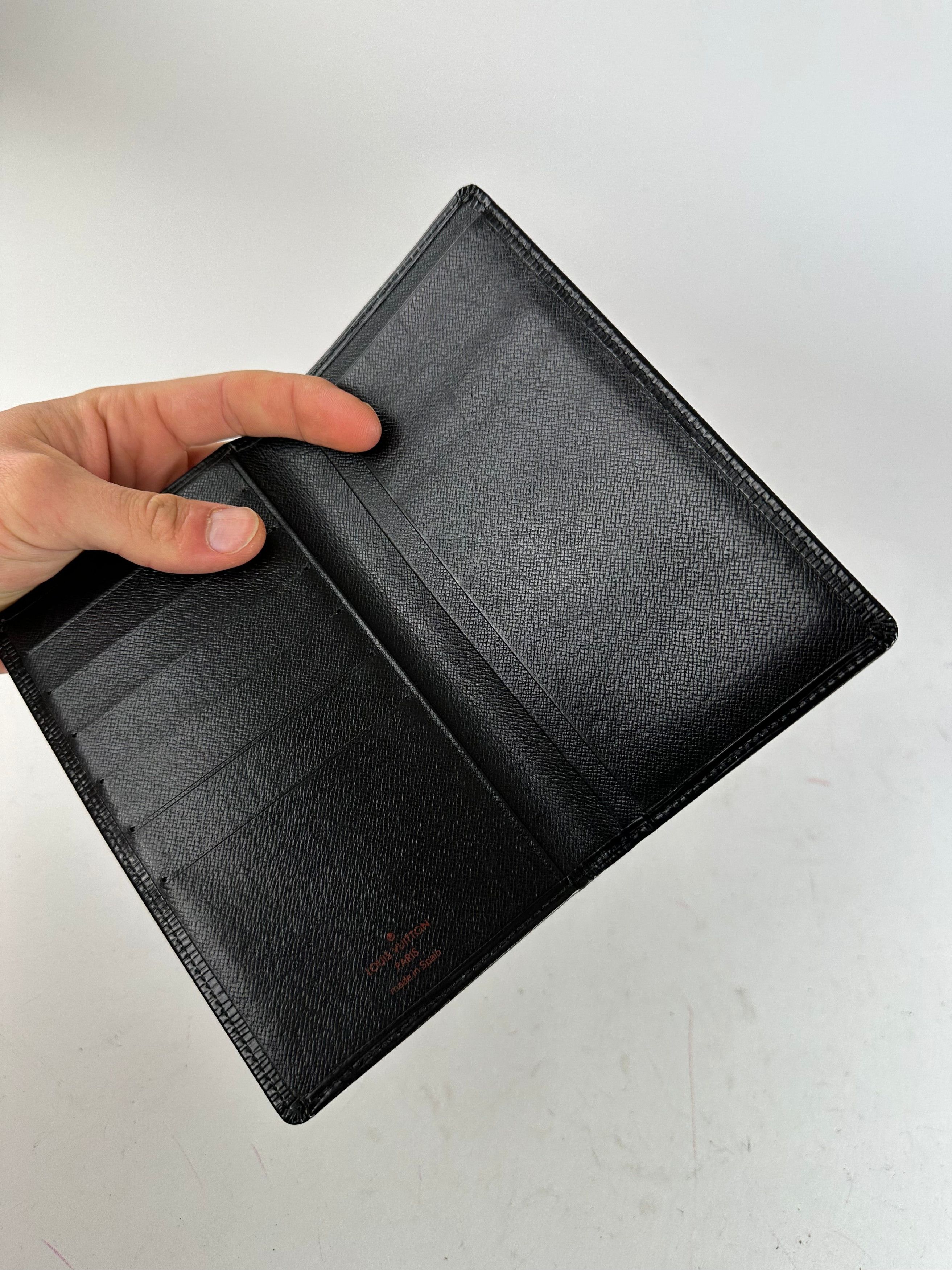 Louis Vuitton Vintage Long Wallet Epi Leather Black Size ONE SIZE - 4 Thumbnail