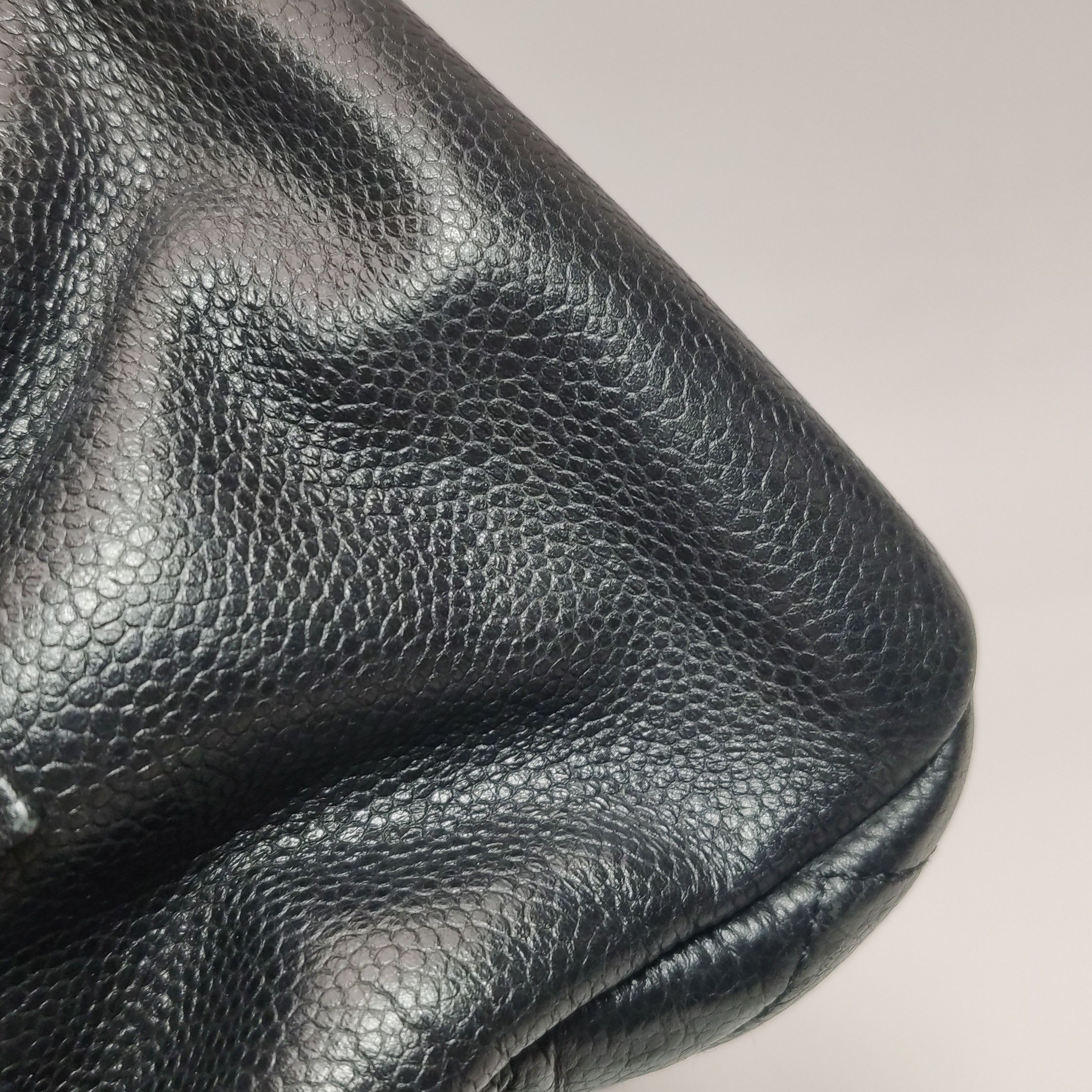 Chanel Chanel Women os Shoulder Bags Size ONE SIZE - 18 Thumbnail