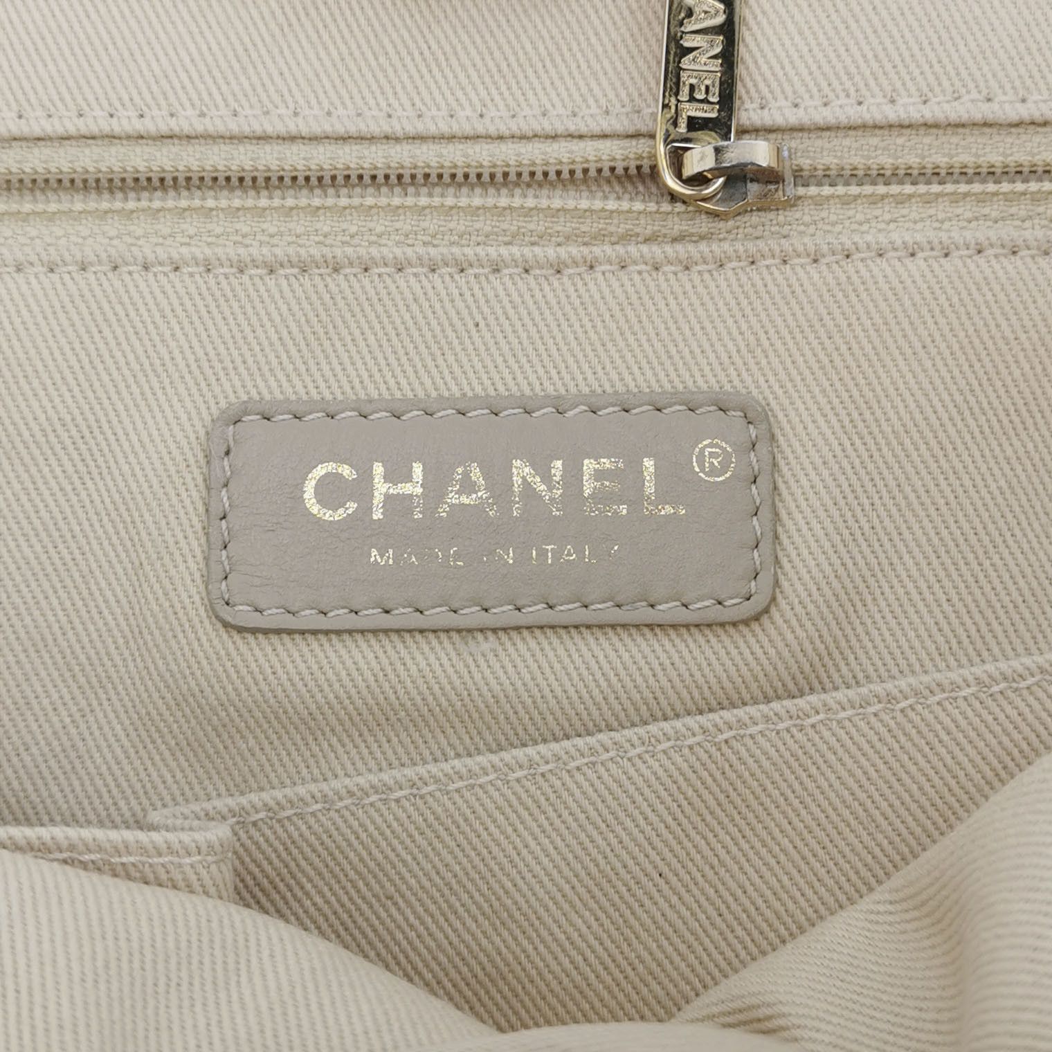 Chanel Chanel Women os Shoulder Bags Size ONE SIZE - 8 Thumbnail