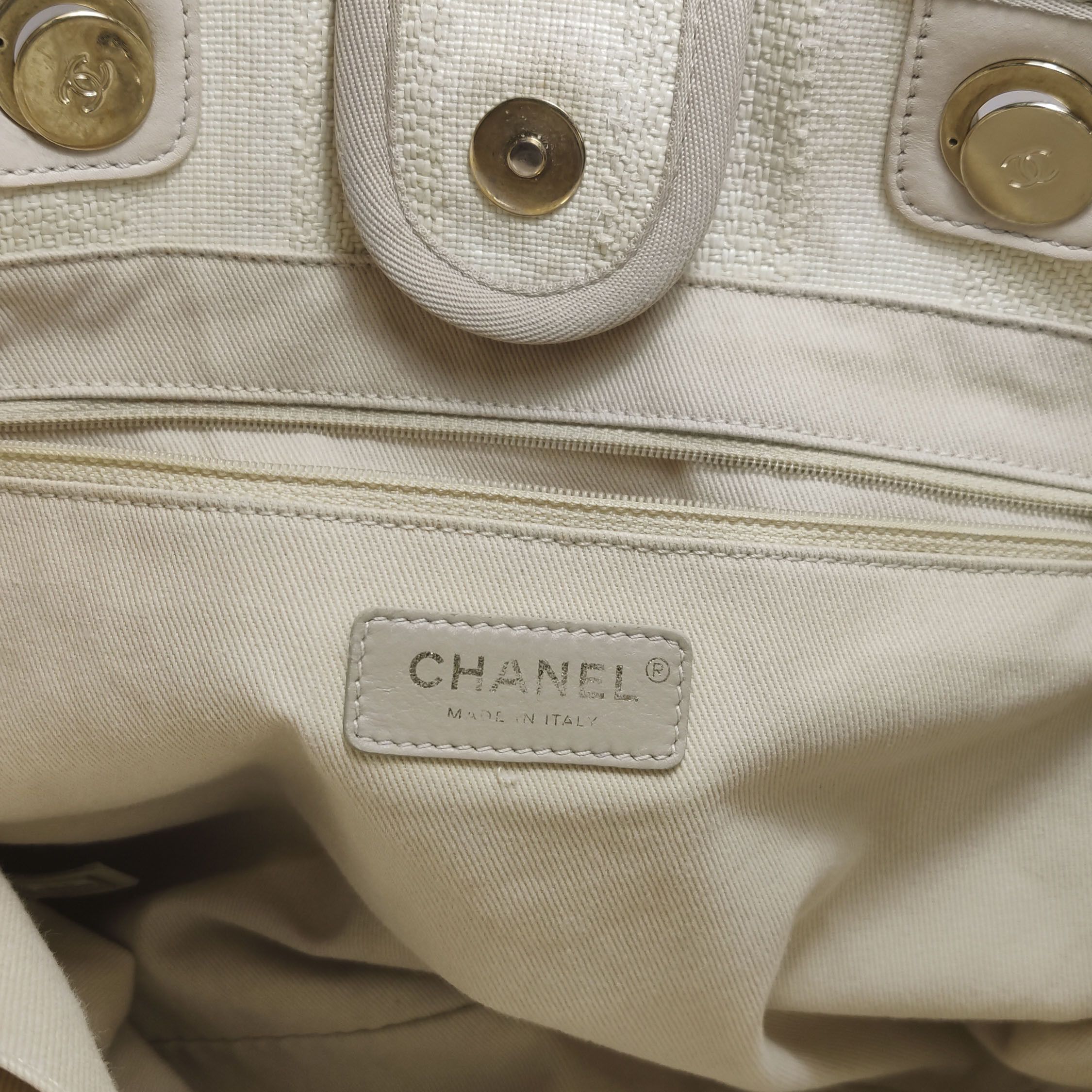 Chanel Chanel Women os Shoulder Bags Size ONE SIZE - 11 Thumbnail