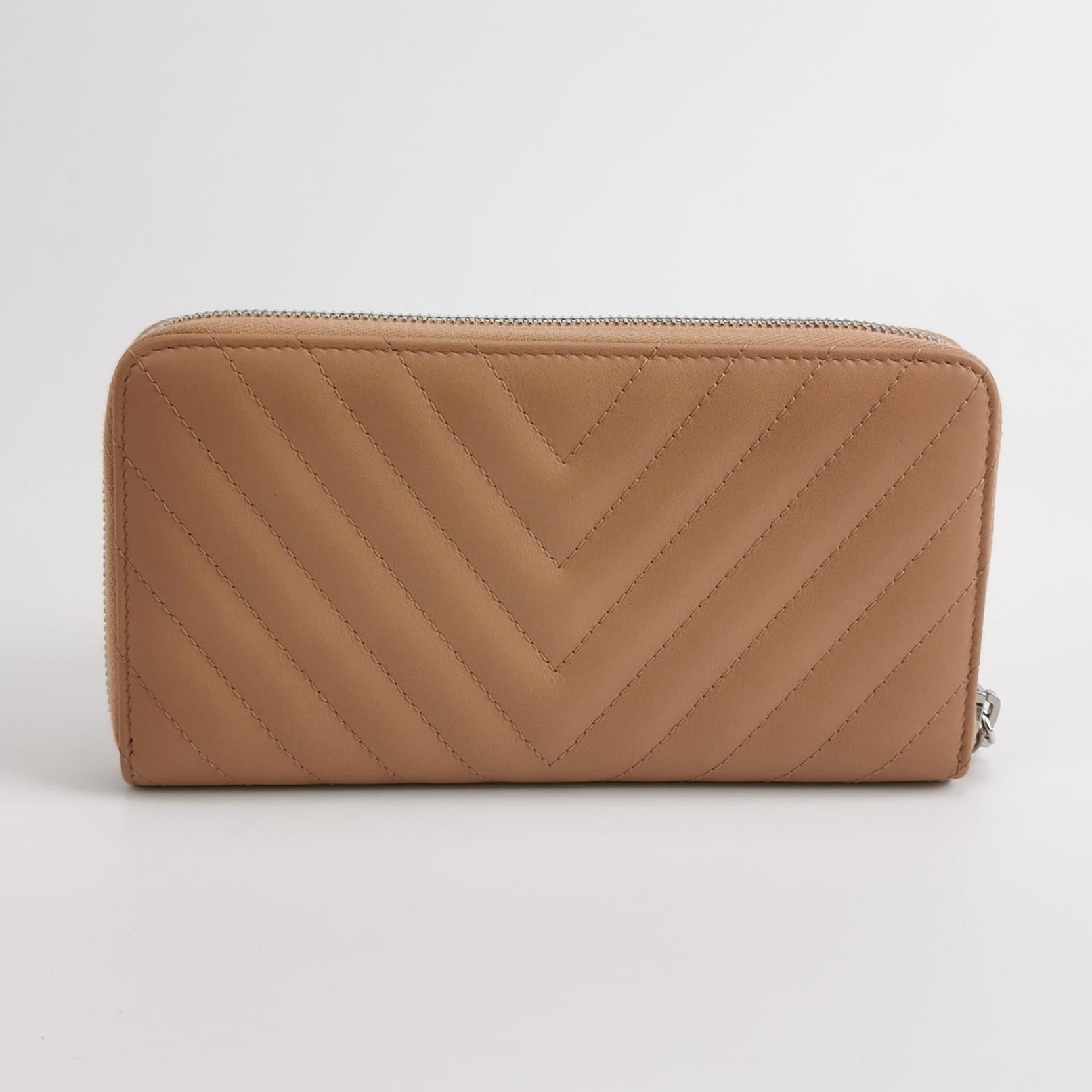Chanel Chanel Women os Wallets Size ONE SIZE - 4 Thumbnail