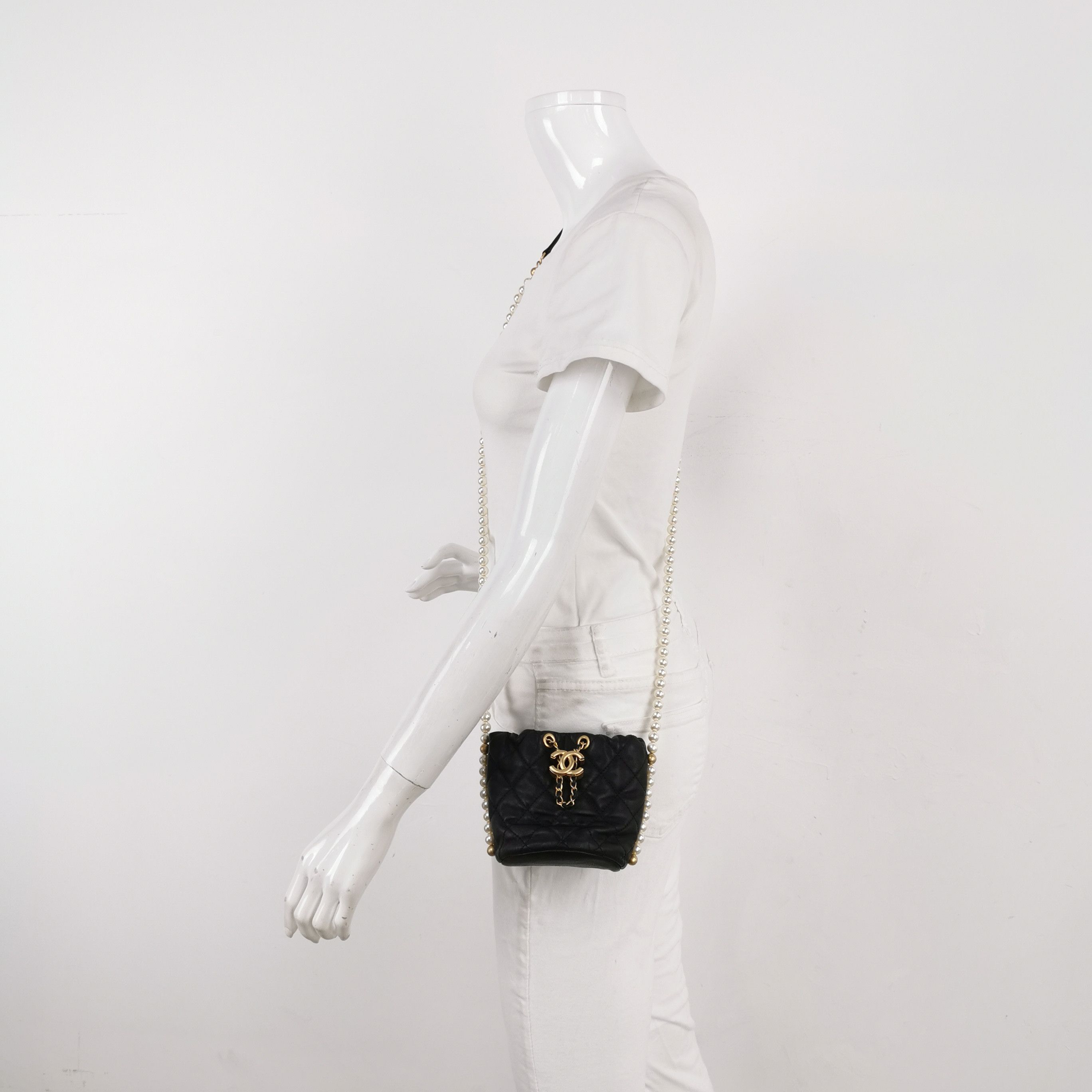 Chanel Chanel Women os Shoulder Bags Size ONE SIZE - 2 Thumbnail
