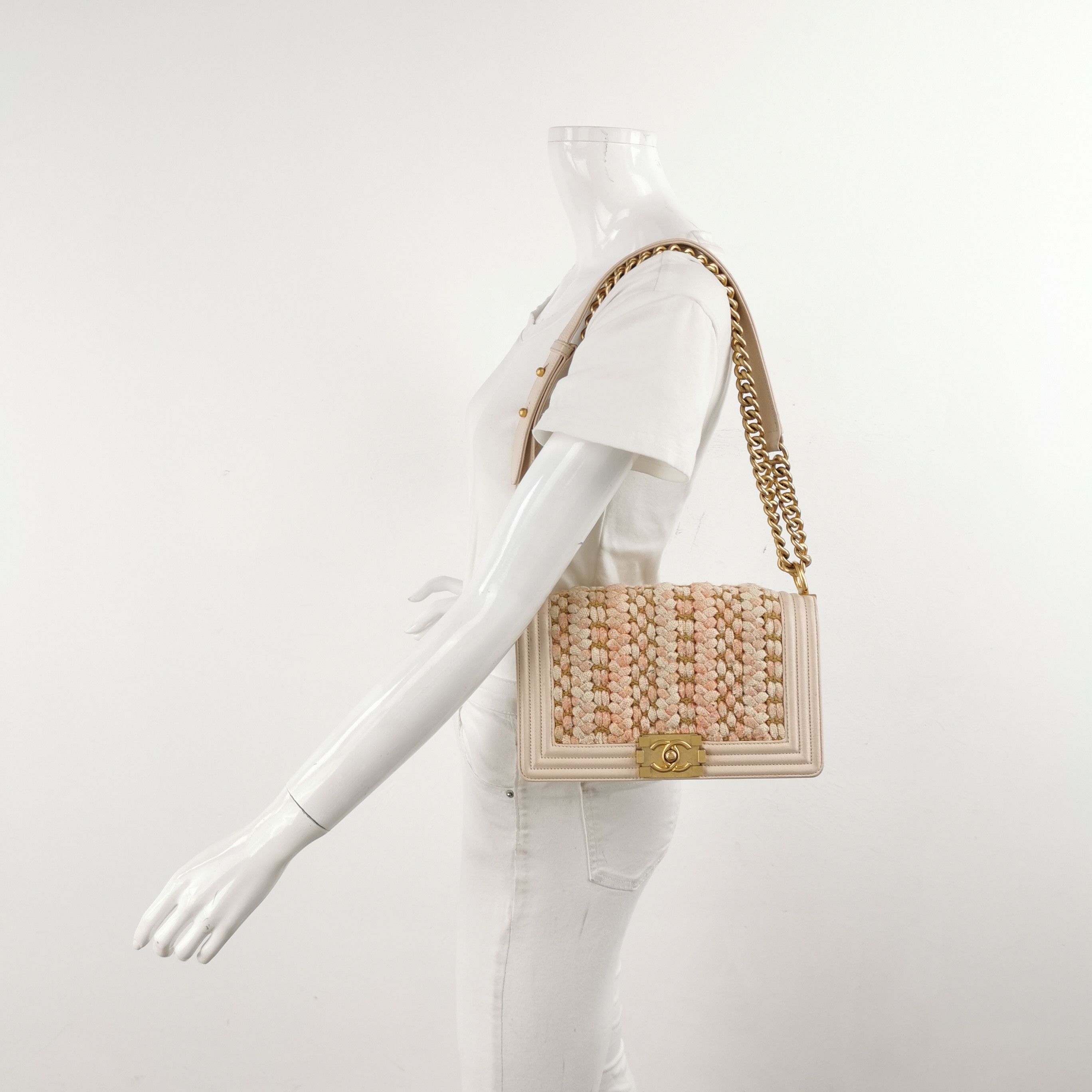 Chanel Chanel Women os Shoulder Bags Size ONE SIZE - 2 Thumbnail