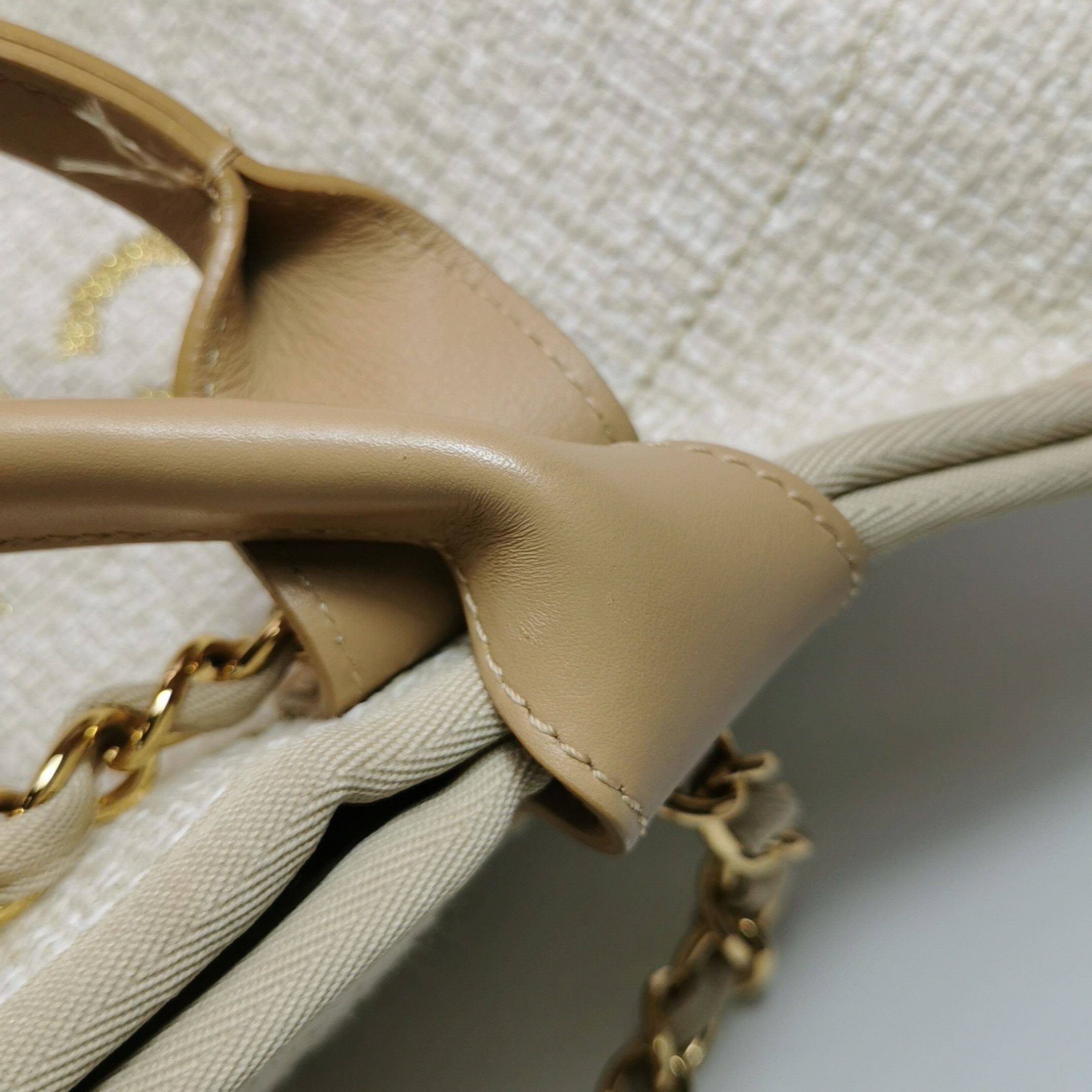 Chanel Chanel Women os Shoulder Bags Size ONE SIZE - 23 Thumbnail