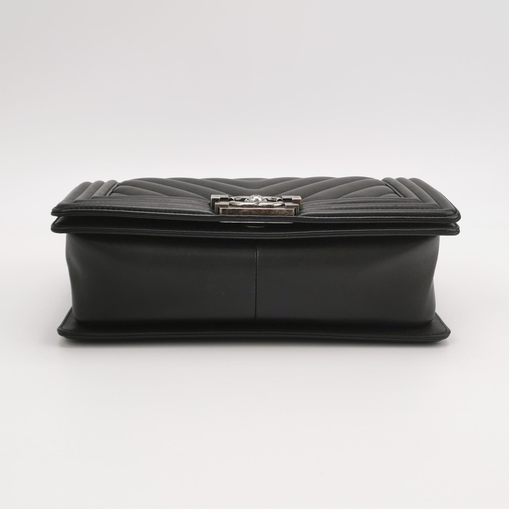 Chanel Chanel Women os Shoulder Bags Size ONE SIZE - 6 Thumbnail
