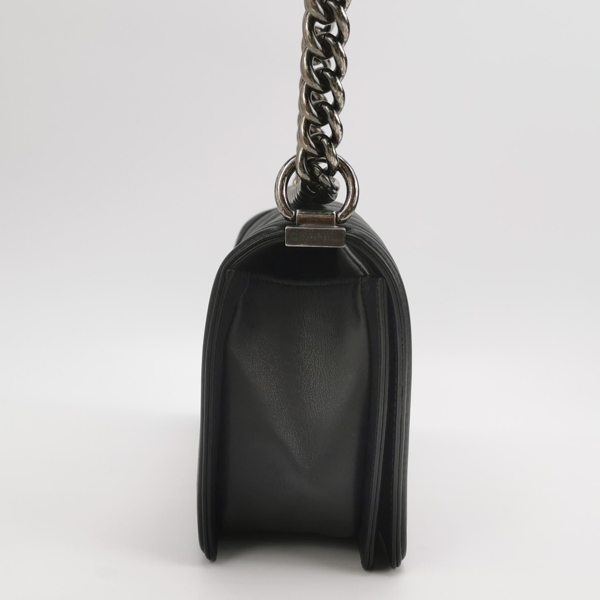 Chanel Chanel Women os Shoulder Bags Size ONE SIZE - 4 Thumbnail