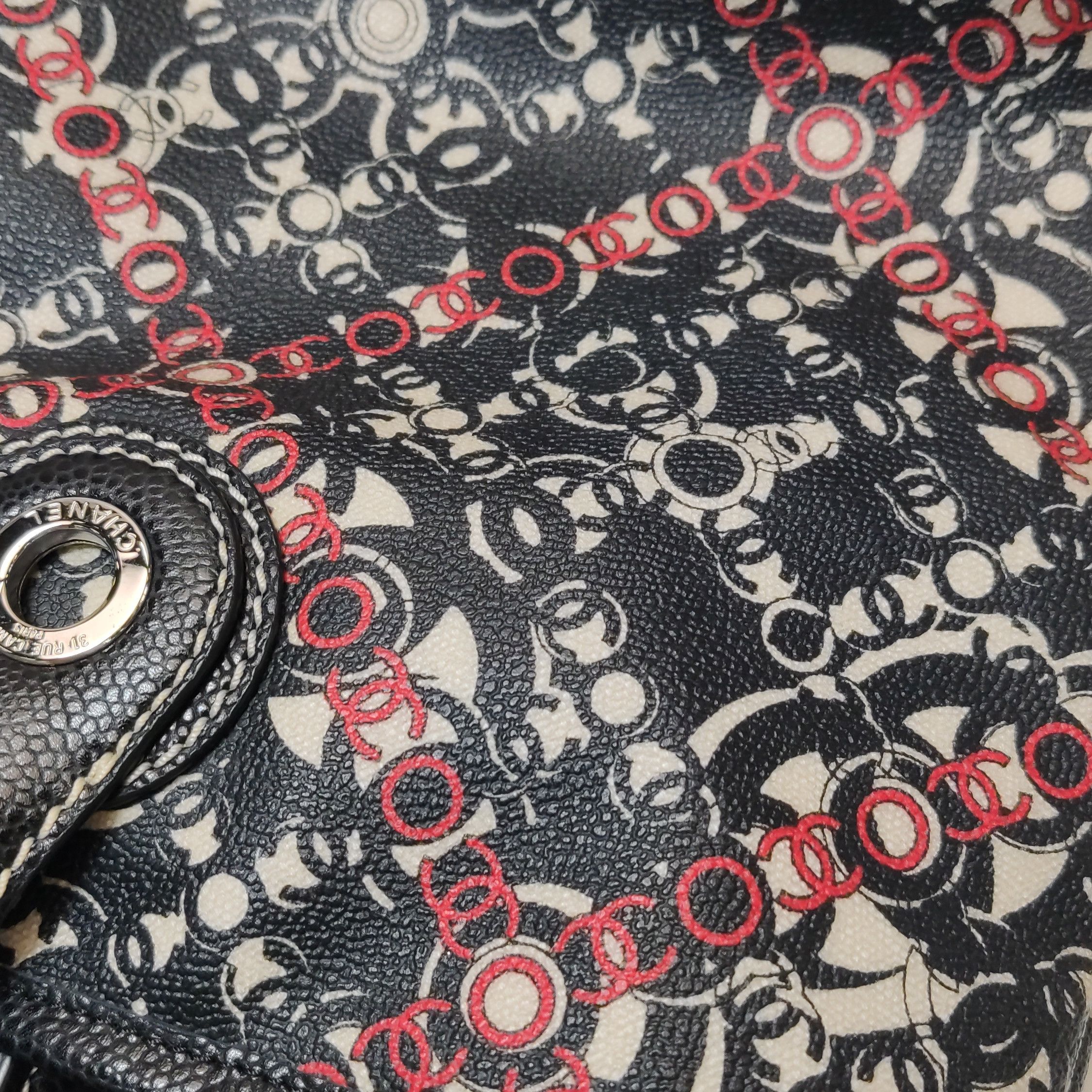 Chanel Chanel Women os Tote Bags Size ONE SIZE - 16 Thumbnail