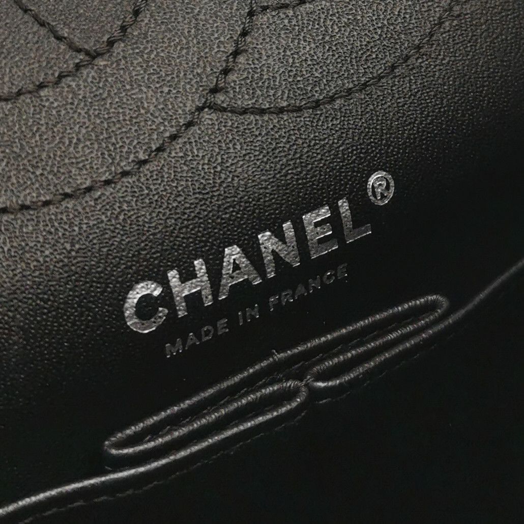 Chanel Chanel Women os Shoulder Bags Size ONE SIZE - 8 Thumbnail