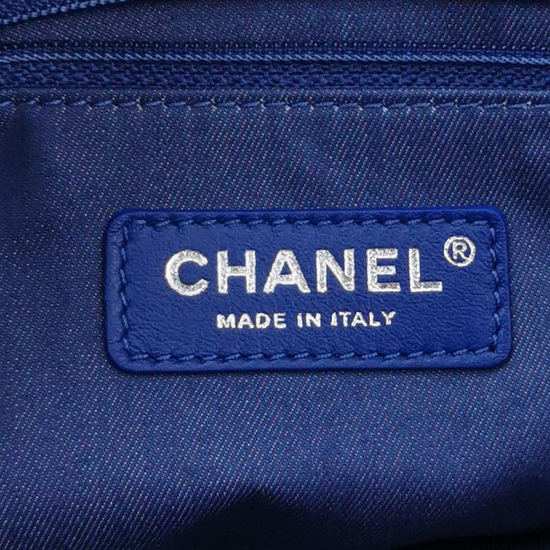 Chanel Chanel Women os Shoulder Bags Size ONE SIZE - 8 Thumbnail