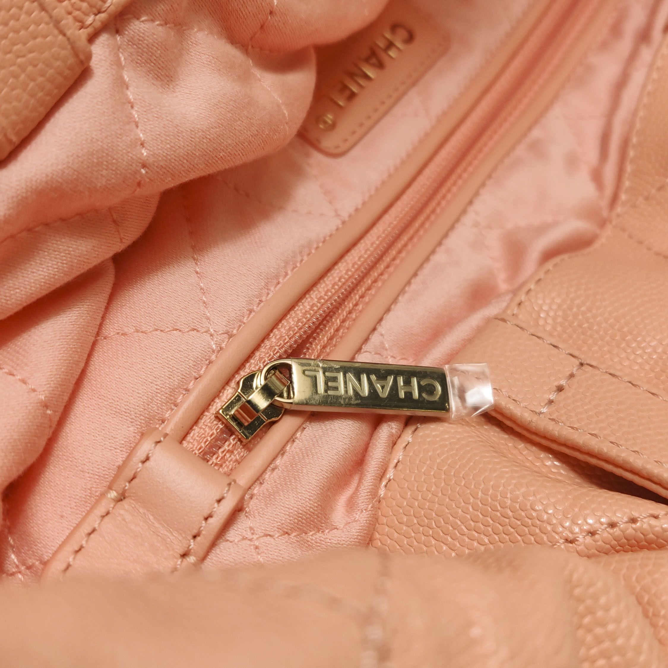 Chanel Chanel Women os Backpacks Size ONE SIZE - 16 Thumbnail