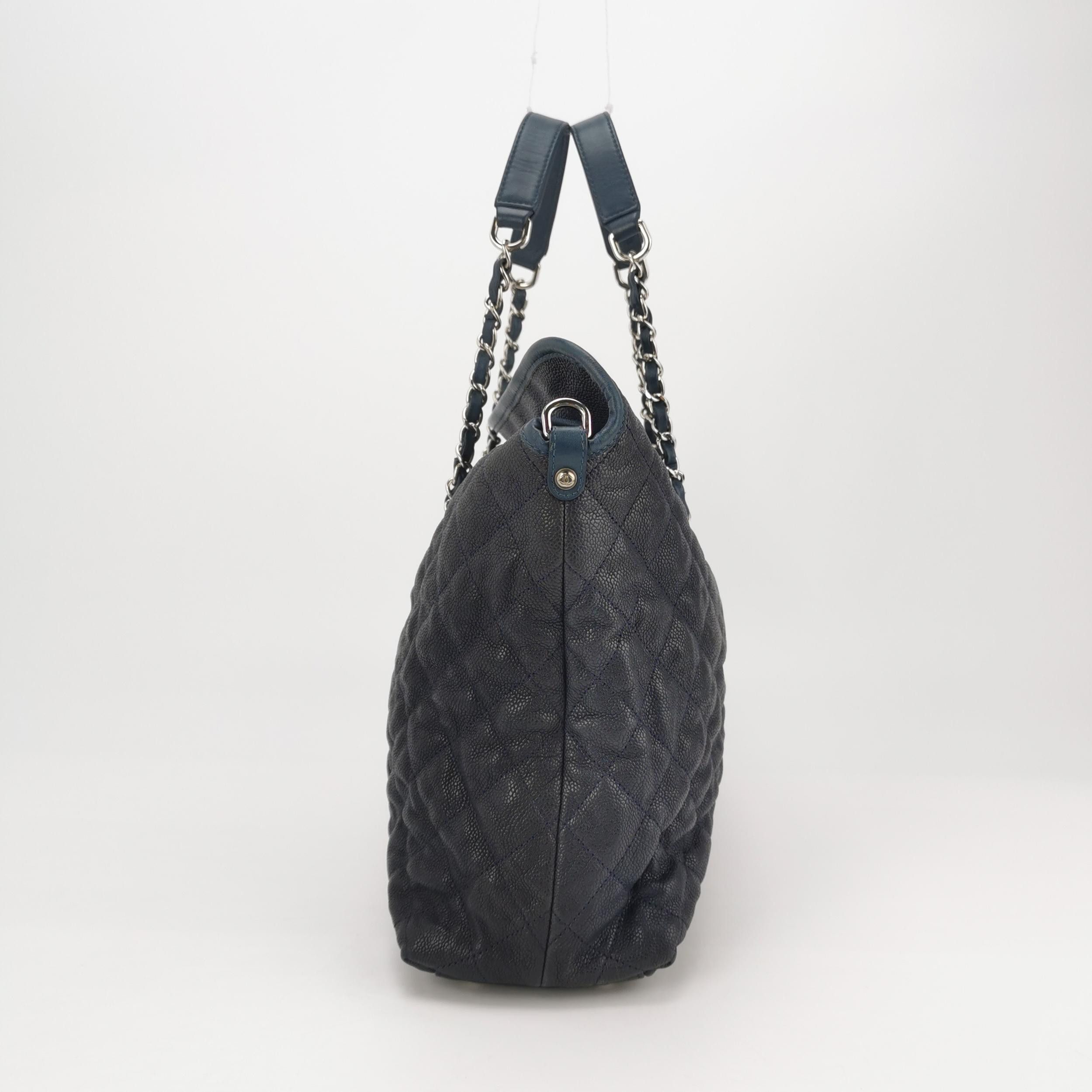 Chanel Chanel Women os Shoulder Bags Size ONE SIZE - 4 Thumbnail