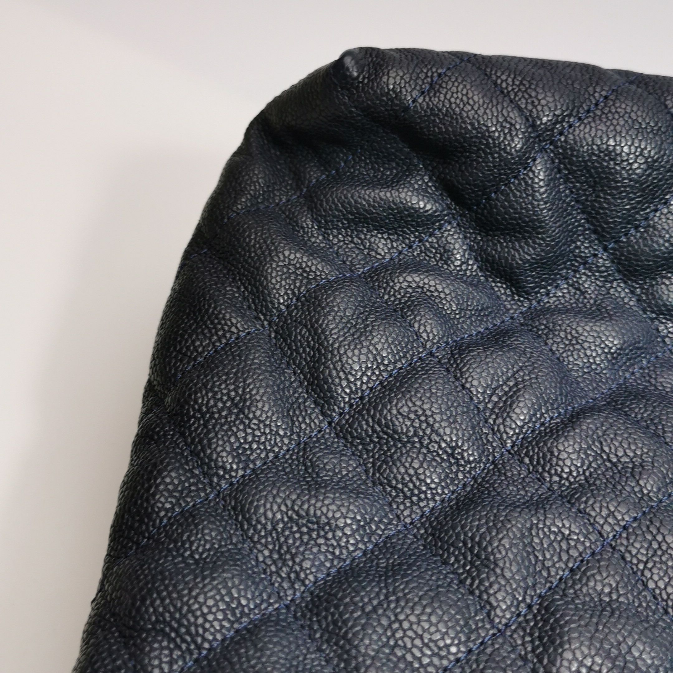 Chanel Chanel Women os Shoulder Bags Size ONE SIZE - 21 Thumbnail