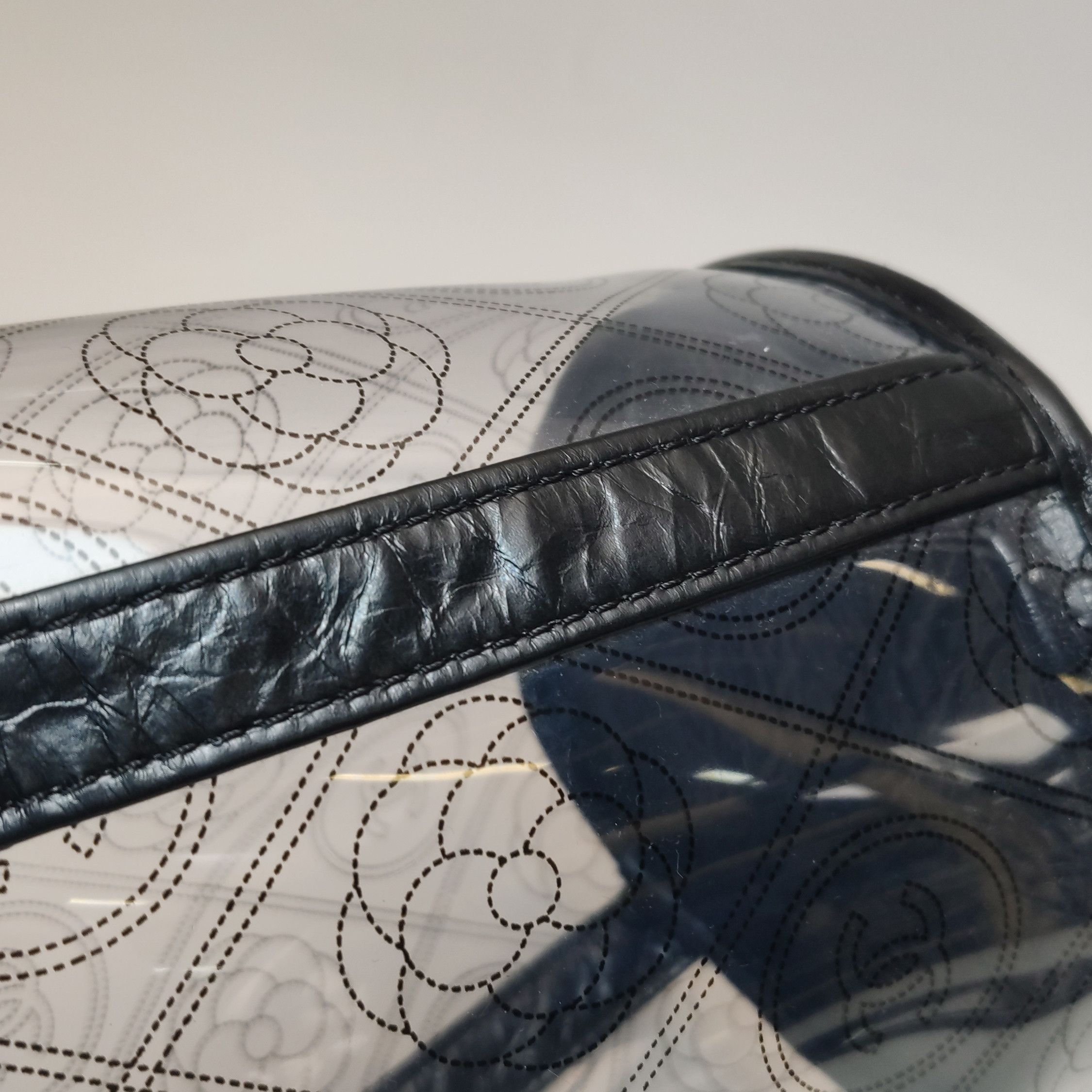 Chanel Chanel Women os Crossbody Bags Size ONE SIZE - 24 Thumbnail