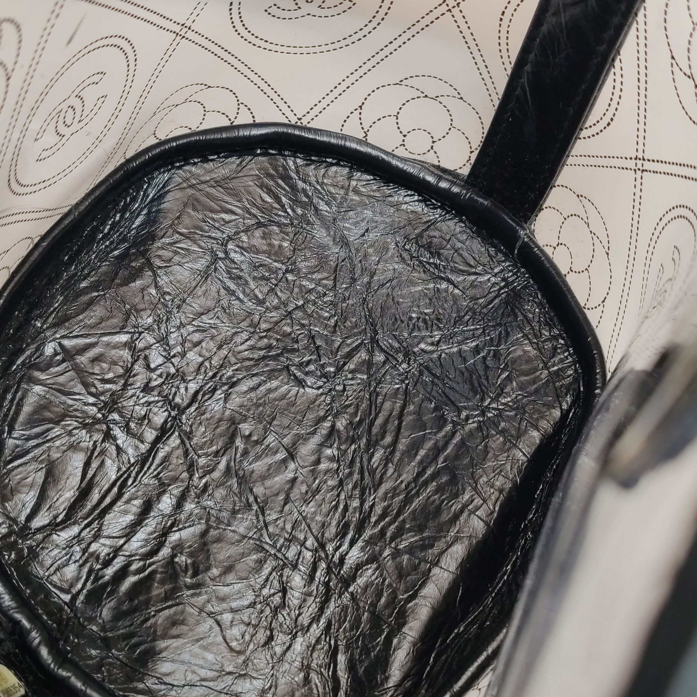 Chanel Chanel Women os Crossbody Bags Size ONE SIZE - 21 Thumbnail