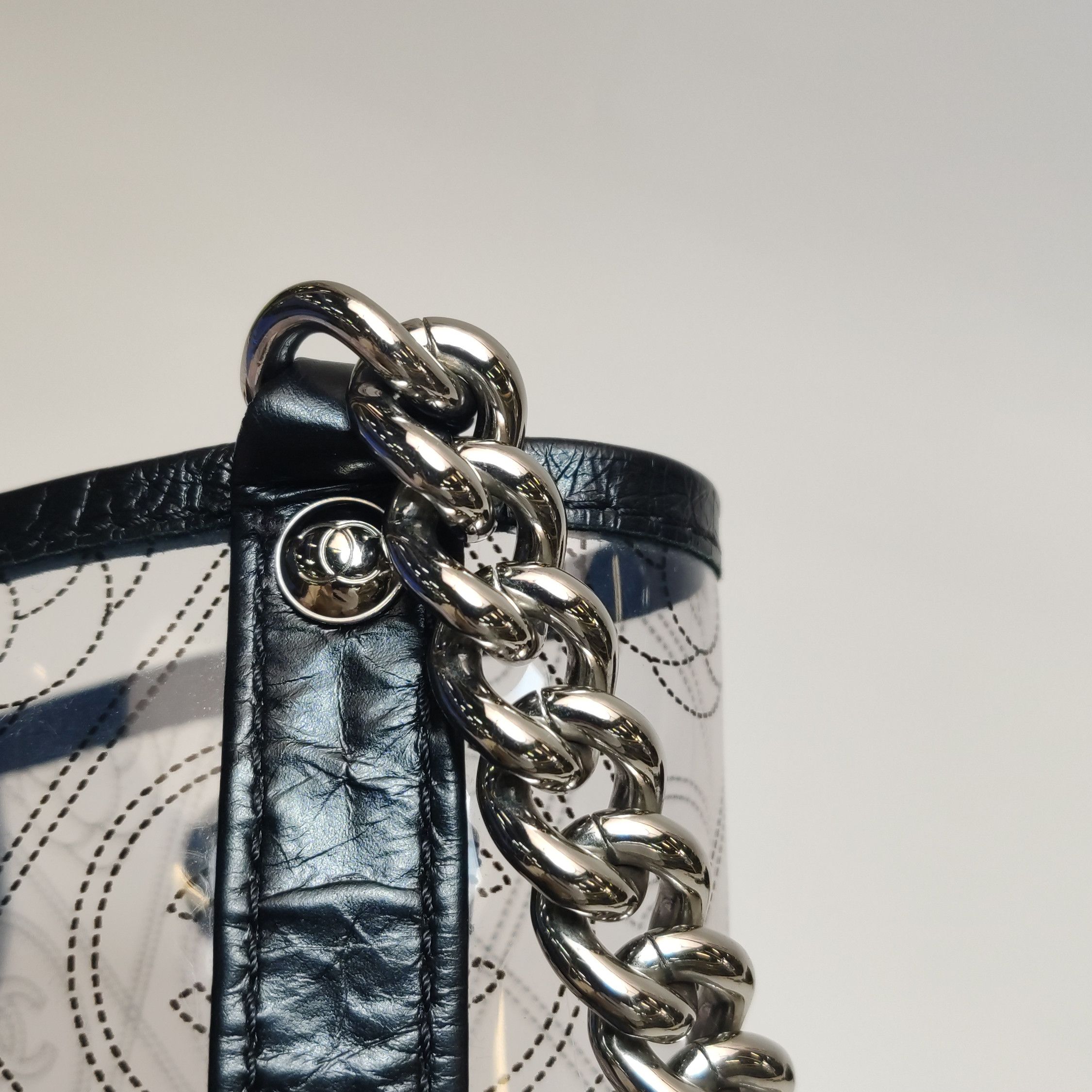 Chanel Chanel Women os Crossbody Bags Size ONE SIZE - 11 Thumbnail