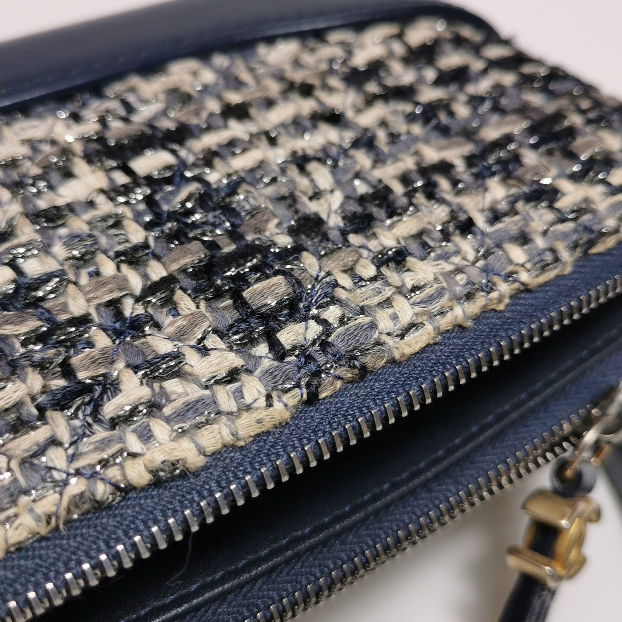 Chanel Chanel Women os Crossbody Bags Size ONE SIZE - 19 Thumbnail