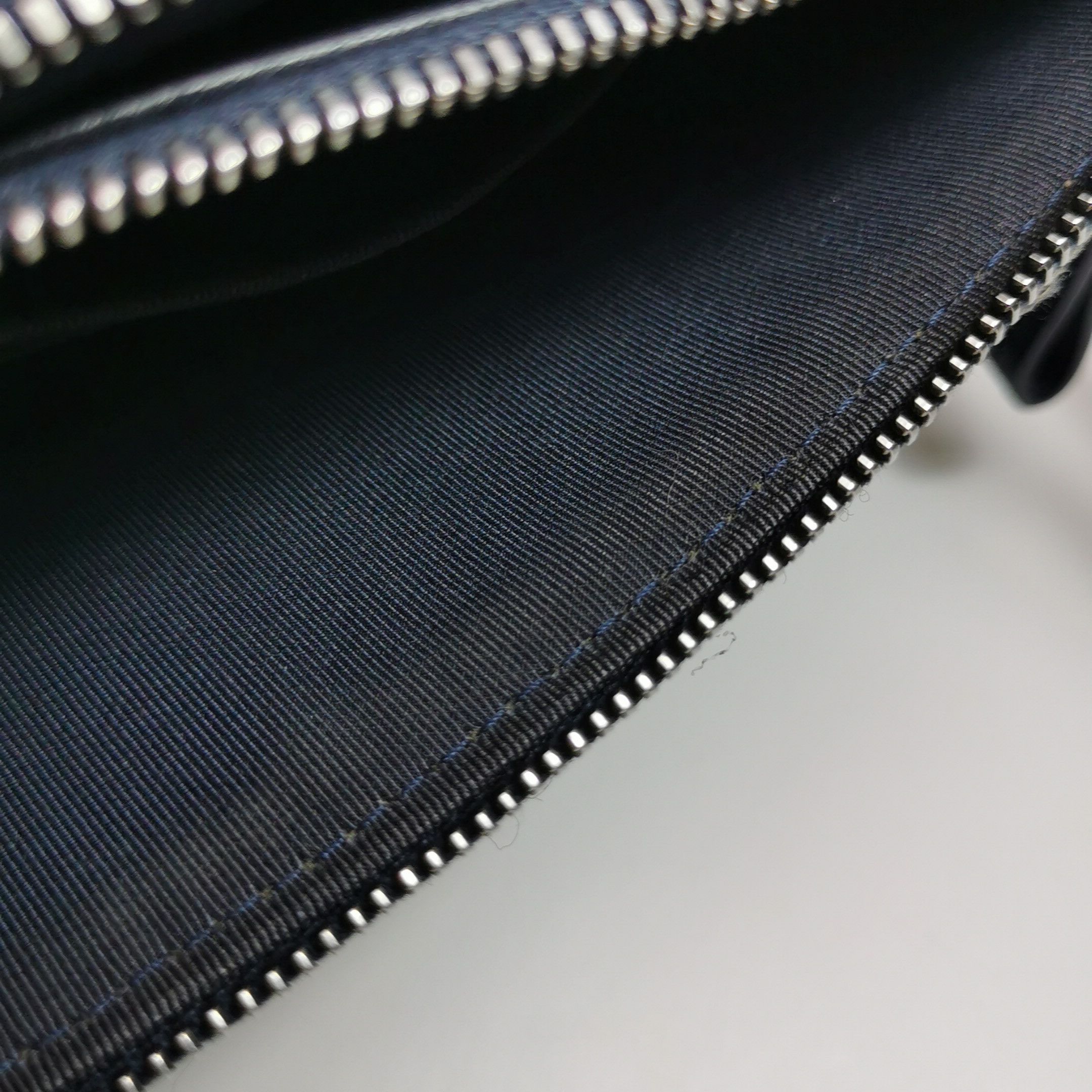 Chanel Chanel Women os Crossbody Bags Size ONE SIZE - 10 Thumbnail